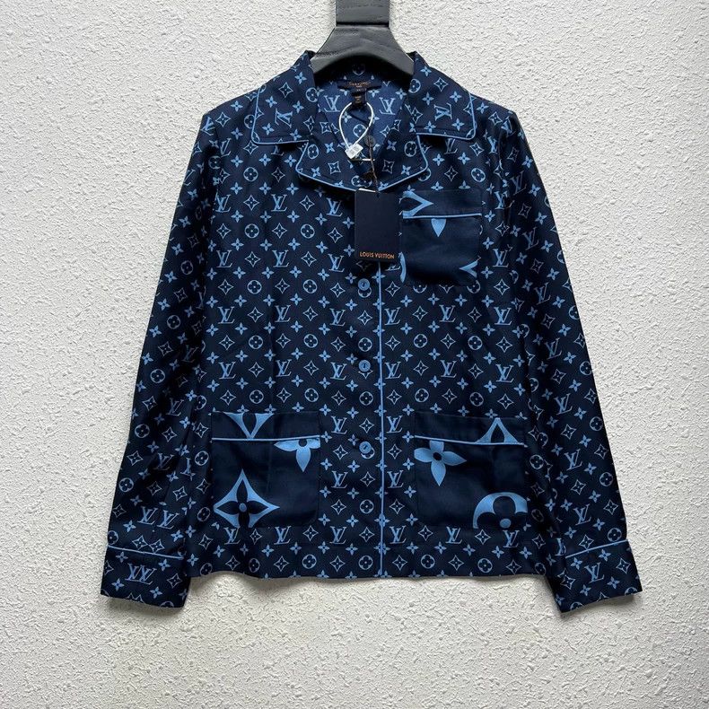 Louis Vuitton Louis Vuitton size 34 Mulberry silk long-sleeve shirt with Size US M / EU 48-50 / 2 - 1 Thumbnail