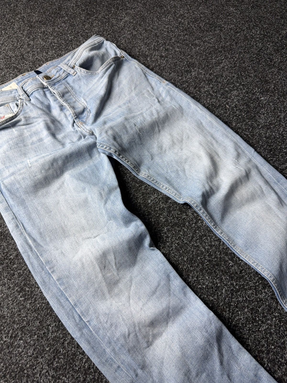 Diesel Luxury 00s Diesel Skinny Light Wash Jeans Y2K Made in Italy Size US 31 - 5 Thumbnail