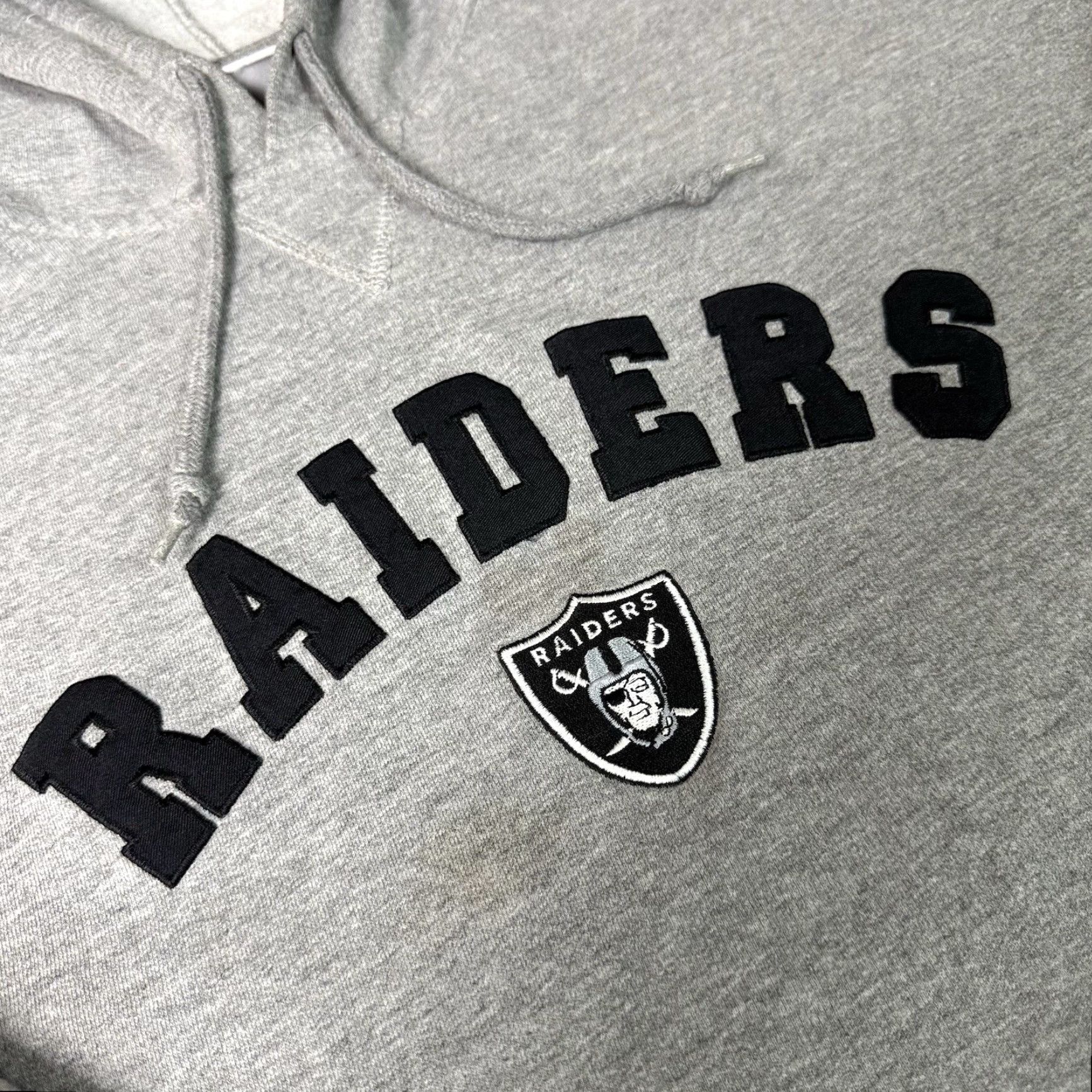 NFL VINTAGE NFL LA Raiders Sweatshirt Hoodie Men 2XL Gray Embroidered 90s Football Pullover Games Usa Sports Size US XXL / EU 58 / 5 - 3 Thumbnail