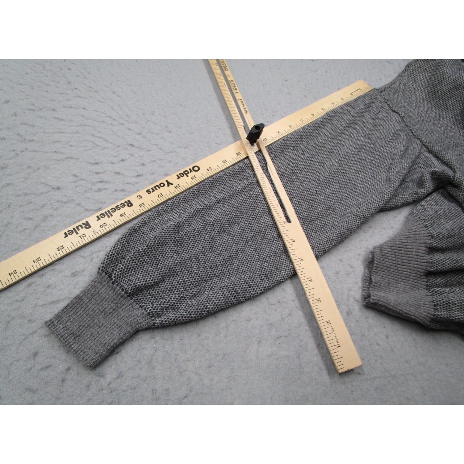 Brooks Brothers VINTAGE Brooks Brothers Mens Sweater Pullover All Seasons Wool Long Sleeve Geometric Italy Medium Gray Size US M / EU 48-50 / 2 - 7 Thumbnail
