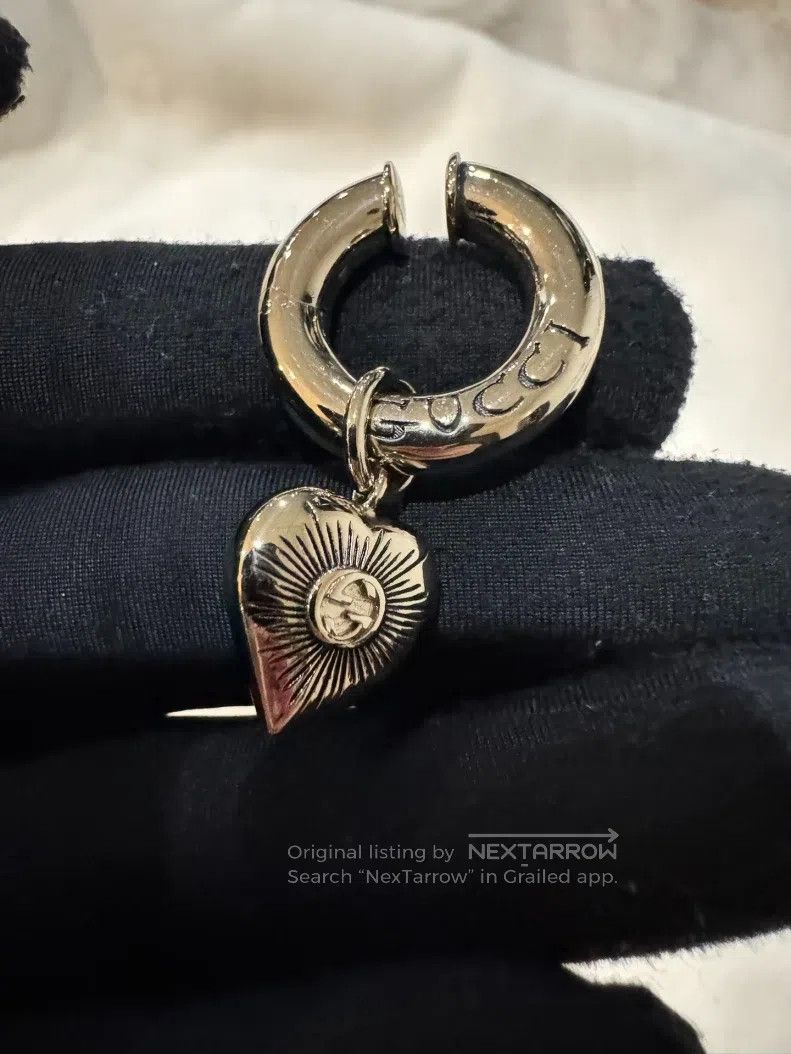 Gucci Guicci Gold Heart Earrings Ear Cuff Size ONE SIZE - 2 Thumbnail