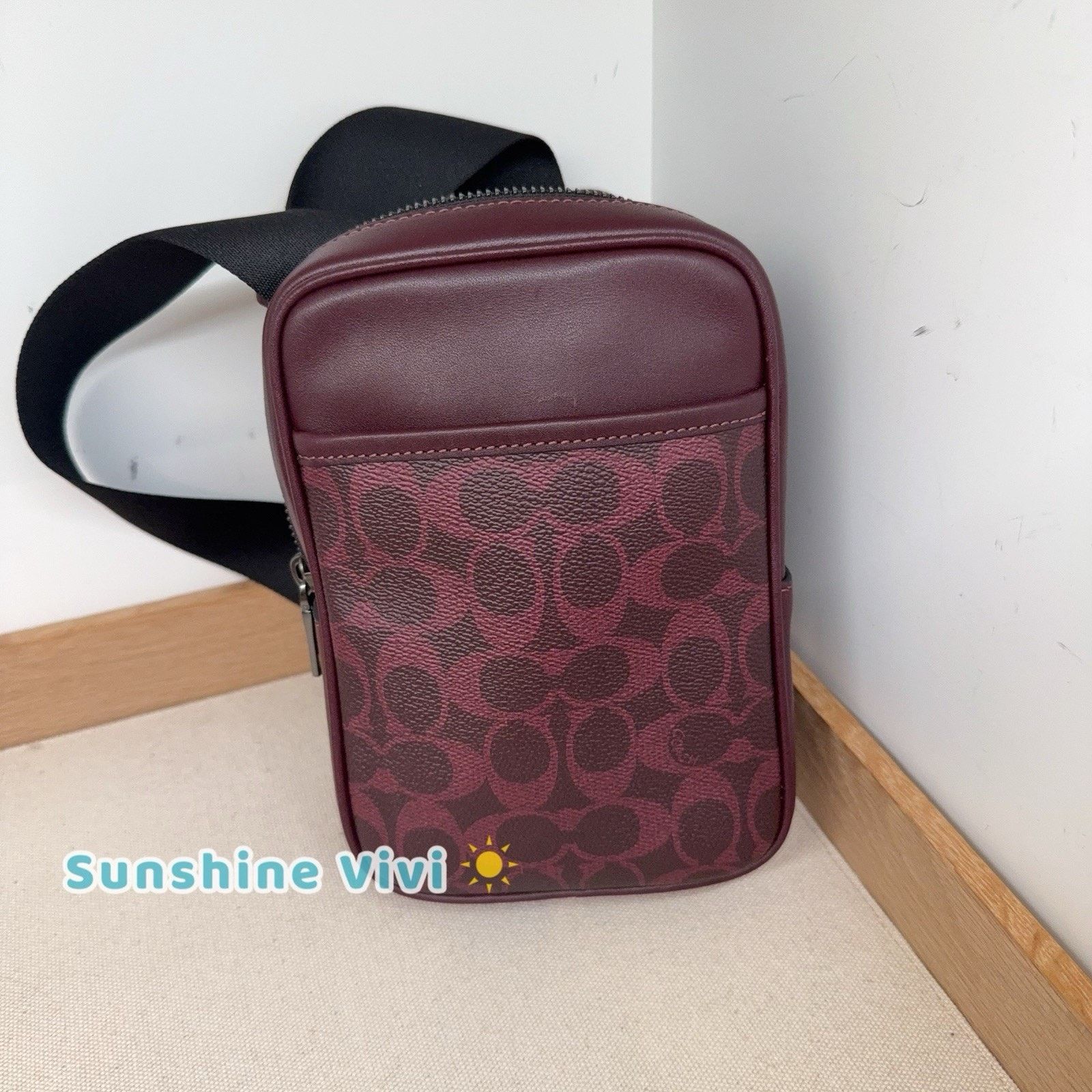 Coach NWT Coach Men Small Turner Pack CCO68 Leather Black Currant Size ONE SIZE - 1 Thumbnail