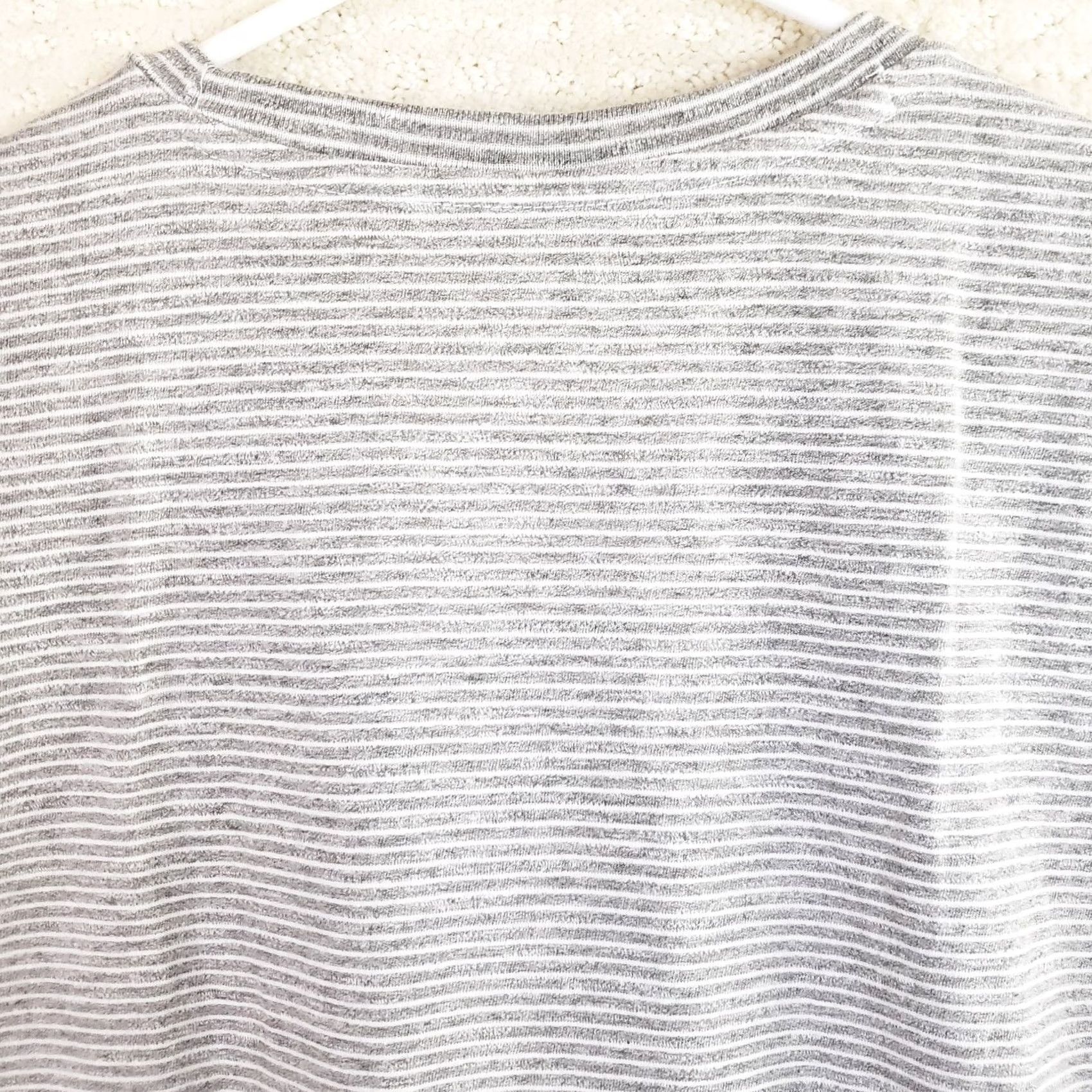 Marcs Marc Anthony Slim Fit Luxury Crew Neck Short Sleeve T-Shirt M Gray White Striped Mens Shirt Size US M / EU 48-50 / 2 - 7 Thumbnail