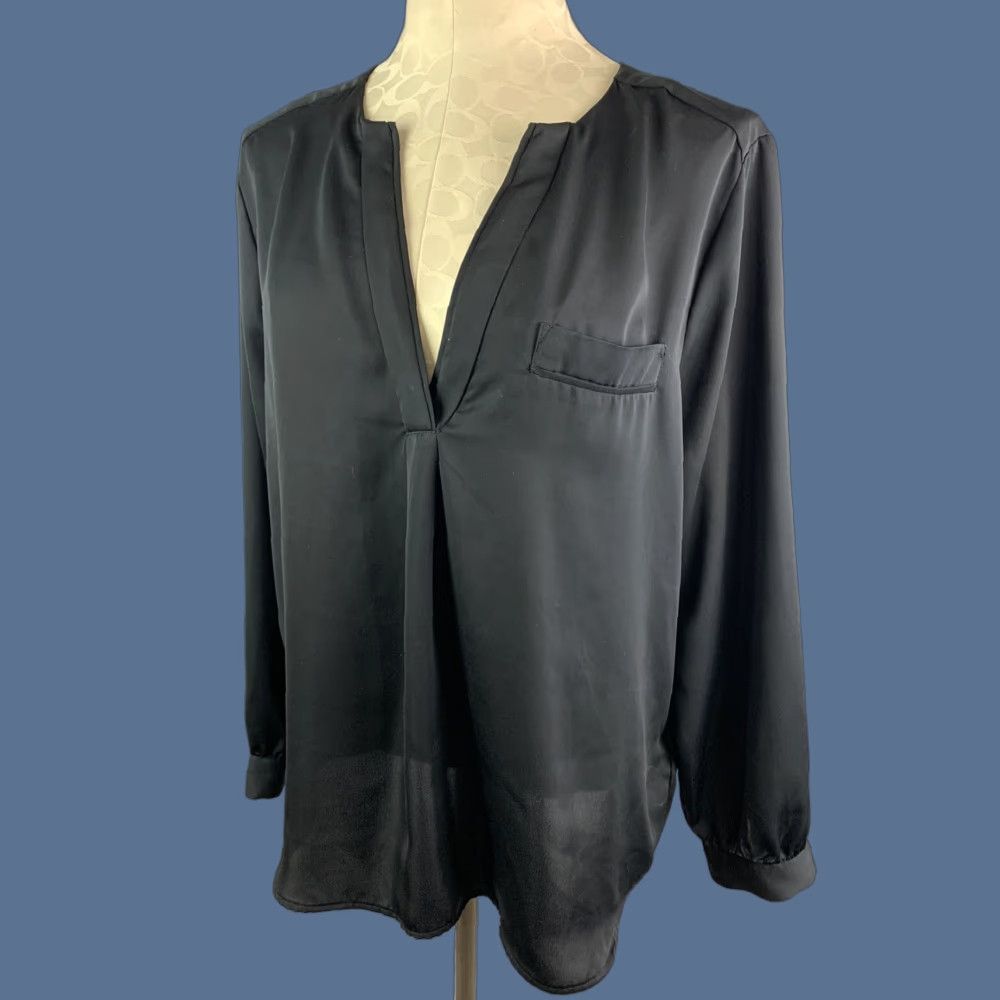 H&M 12 H&M Conscious Collection Blouse Women's Black Long Sleeve V-Neck Pullover Size XL / US 12-14 / IT 48-50 - 1 Thumbnail