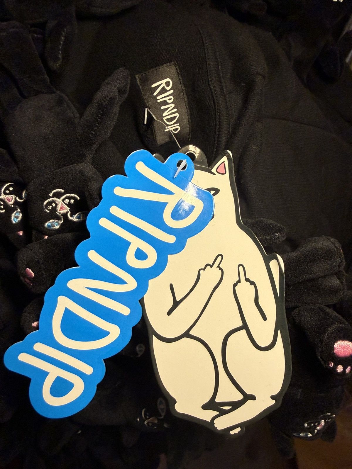 RIPNDIP Very Rare - Ripndip unisex oversize Jermie Plush hoodie Size US XXL / EU 58 / 5 - 11 Thumbnail