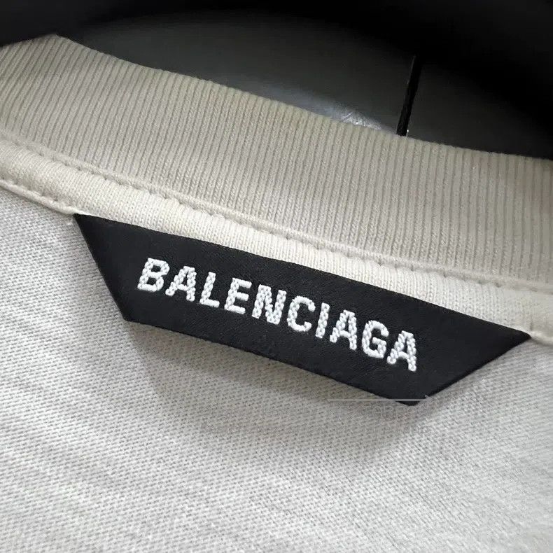 Balenciaga Balenciaga Letter Logo Printed Short Sleeve Size US L / EU 52-54 / 3 - 4 Thumbnail