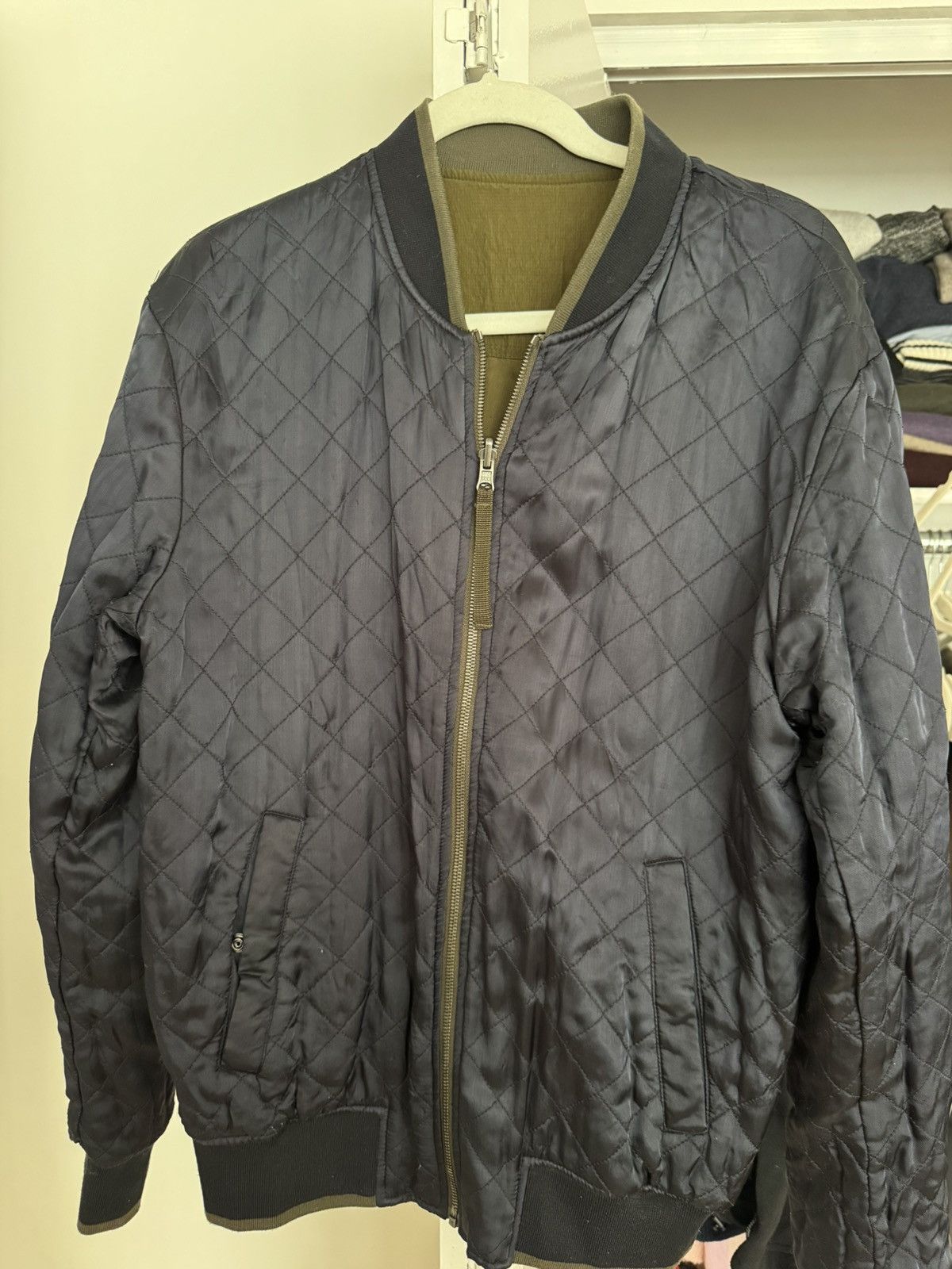 Vince Reversible green and blue quilted bomber Size US M / EU 48-50 / 2 - 3 Thumbnail