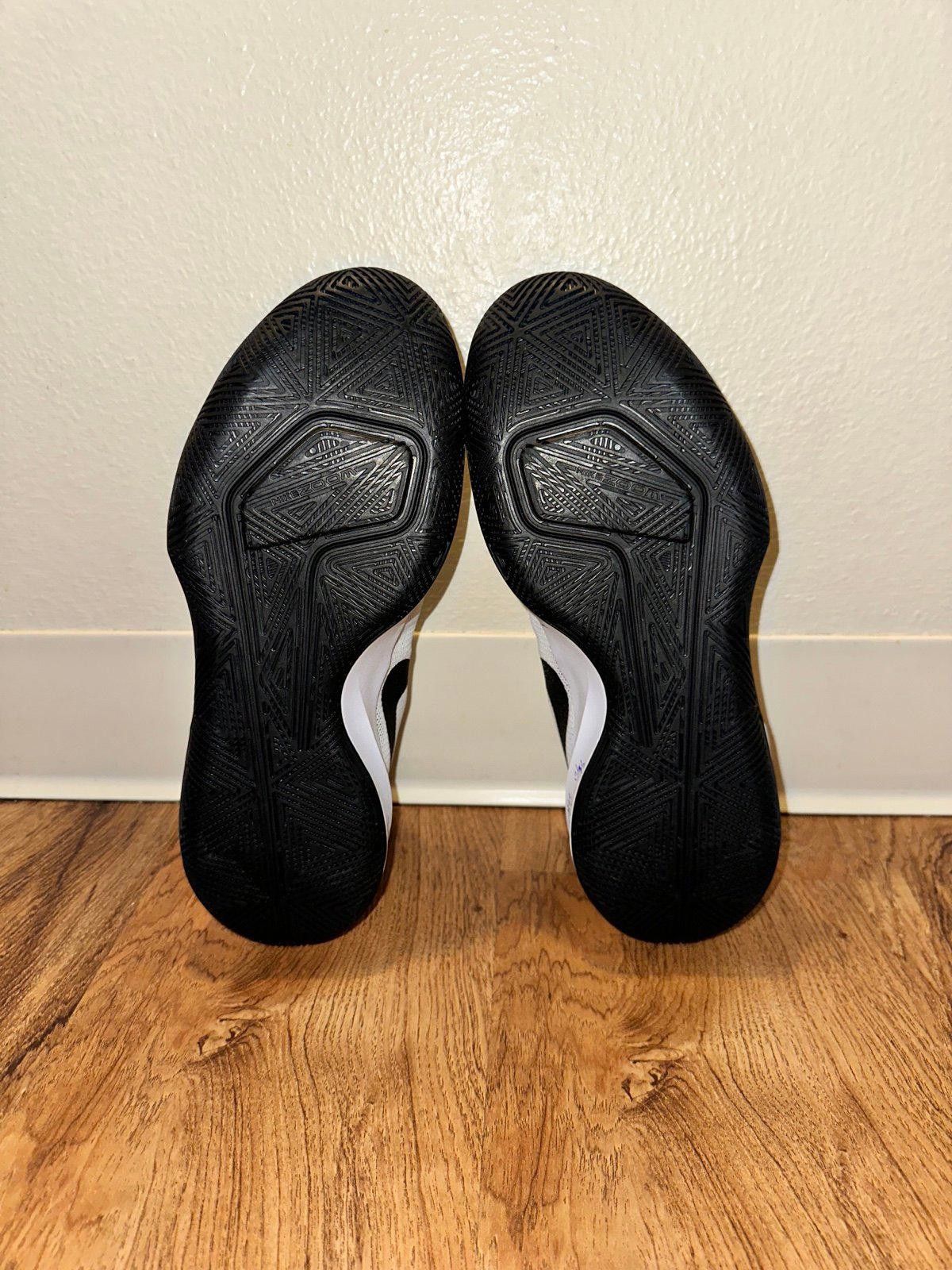 Nike Nike Zoom Evidence 2 White Sample Size US 9 / EU 42 - 5 Thumbnail