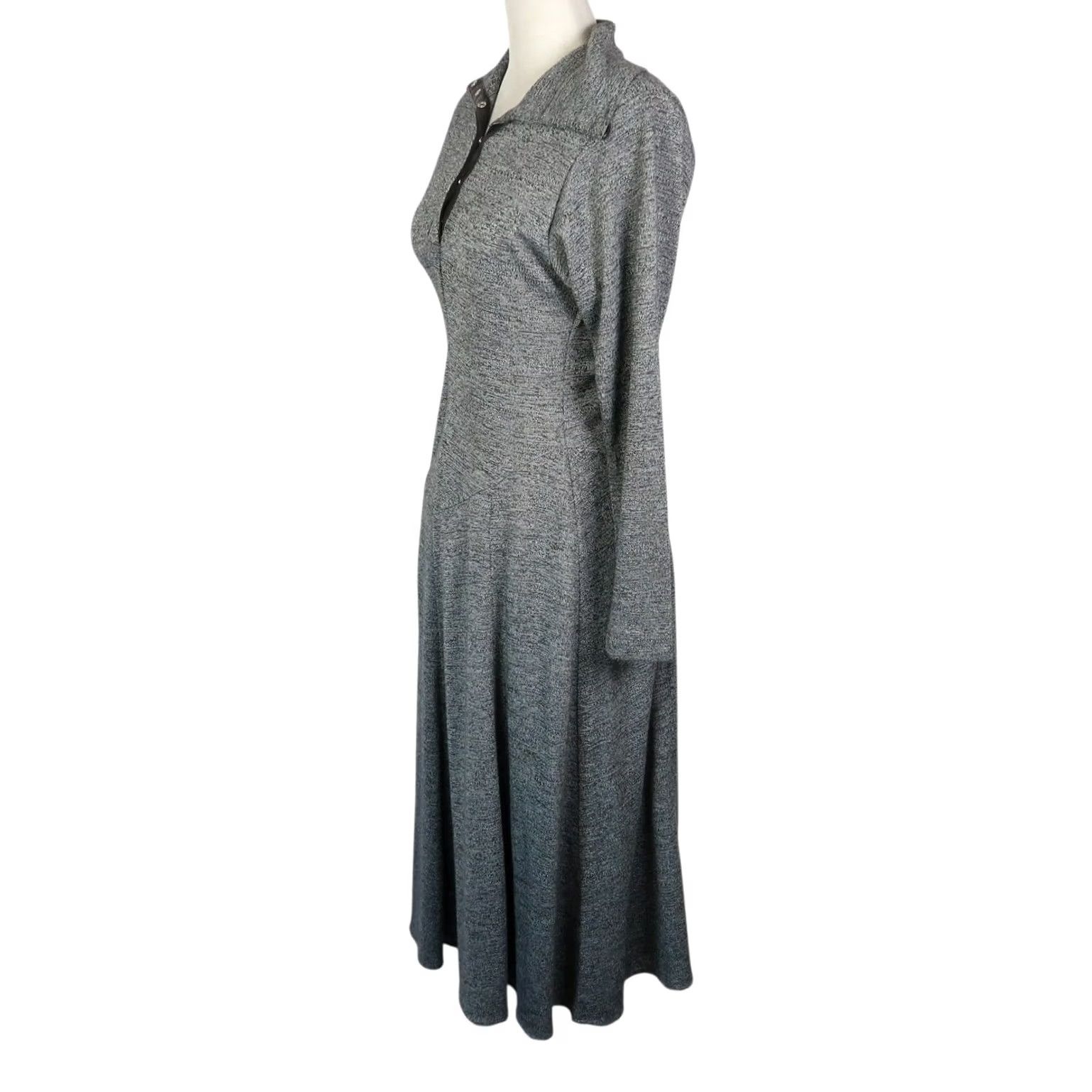 Vintage VINTAGE 70s Oops California Grey Acrylic Knit Midi Sweater Dress 8 Women Long Sleeve Snap Front Basque Waist A-Line Midi Dress Bohemian 70s Womens Size M / US 6-8 / IT 42-44 - 3 Thumbnail