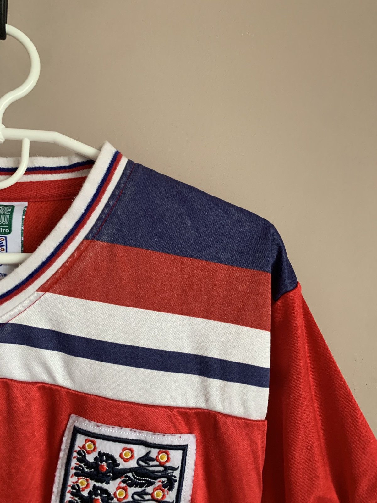 Vintage England 1983 vintage score draw soccer jersey football Size US S / EU 44-46 / 1 - 5 Thumbnail