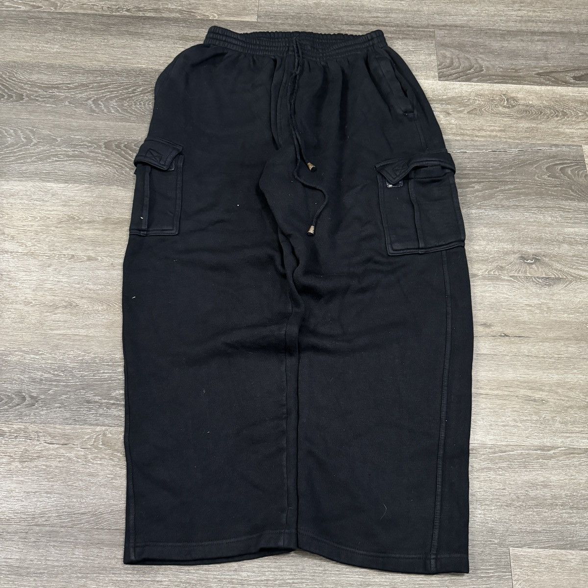 JNCO × Vintage Essential Vintage y2k Cargo baggy wide leg thick sweatpants Size US 31 - 1 Thumbnail