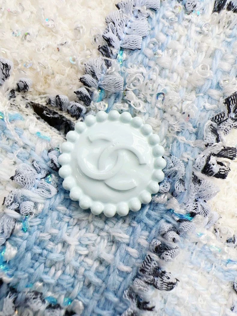 Chanel Chanel Blue White Tweed Sequin Jacket Size M / US 6-8 / IT 42-44 - 5 Thumbnail