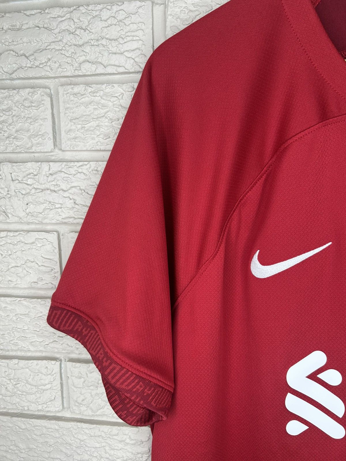 Nike Nike Liverpool FC Home 2022/2023 Jersey Size US XL / EU 56 / 4 - 7 Thumbnail