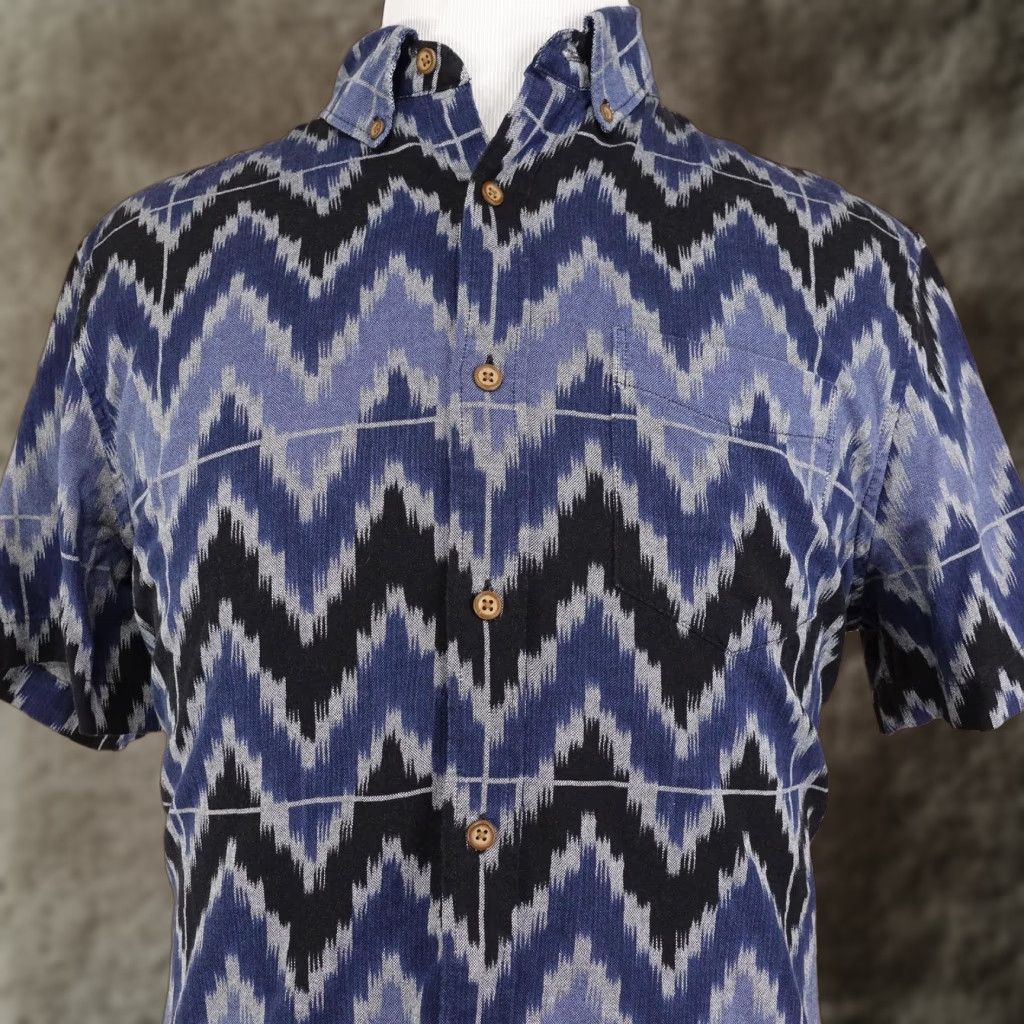 American Eagle Outfitters American Eagle Outfitters Shirt Mens XL Blue Ikat Zigzag Button Front Cotton Size US XL / EU 56 / 4 - 1 Thumbnail