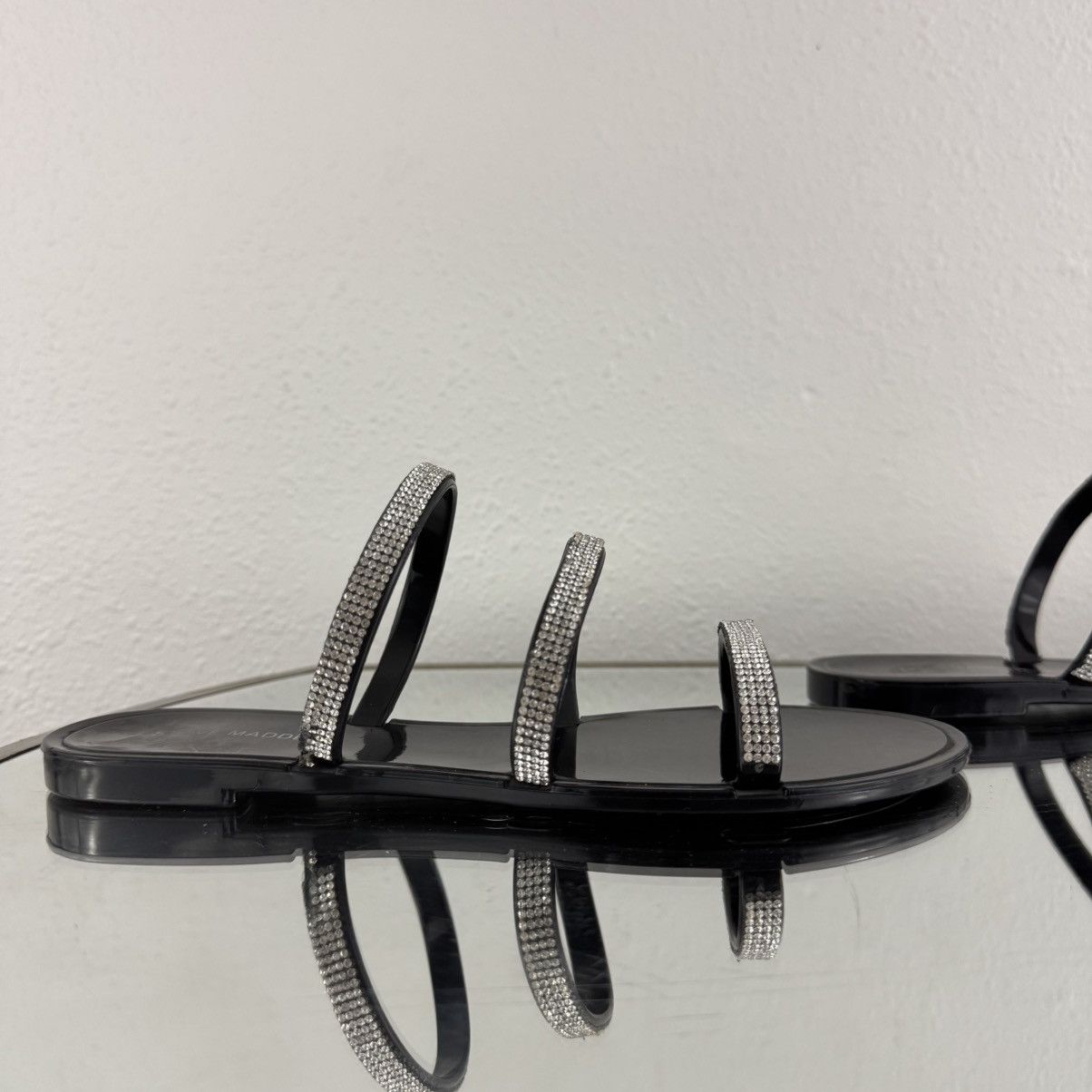Steve Madden STEVE MADDEN Black Silver Strappy Yoma Jelly Slip On Sandals Size US 7 / IT 37 - 3 Thumbnail
