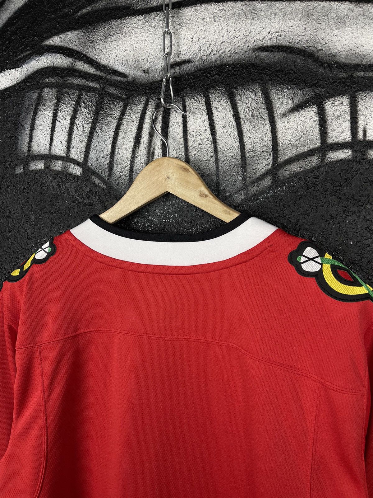 NHL Chicago Blackhawks NHL Fanatics Oversized Jersey Size M Size US M / EU 48-50 / 2 - 11 Thumbnail