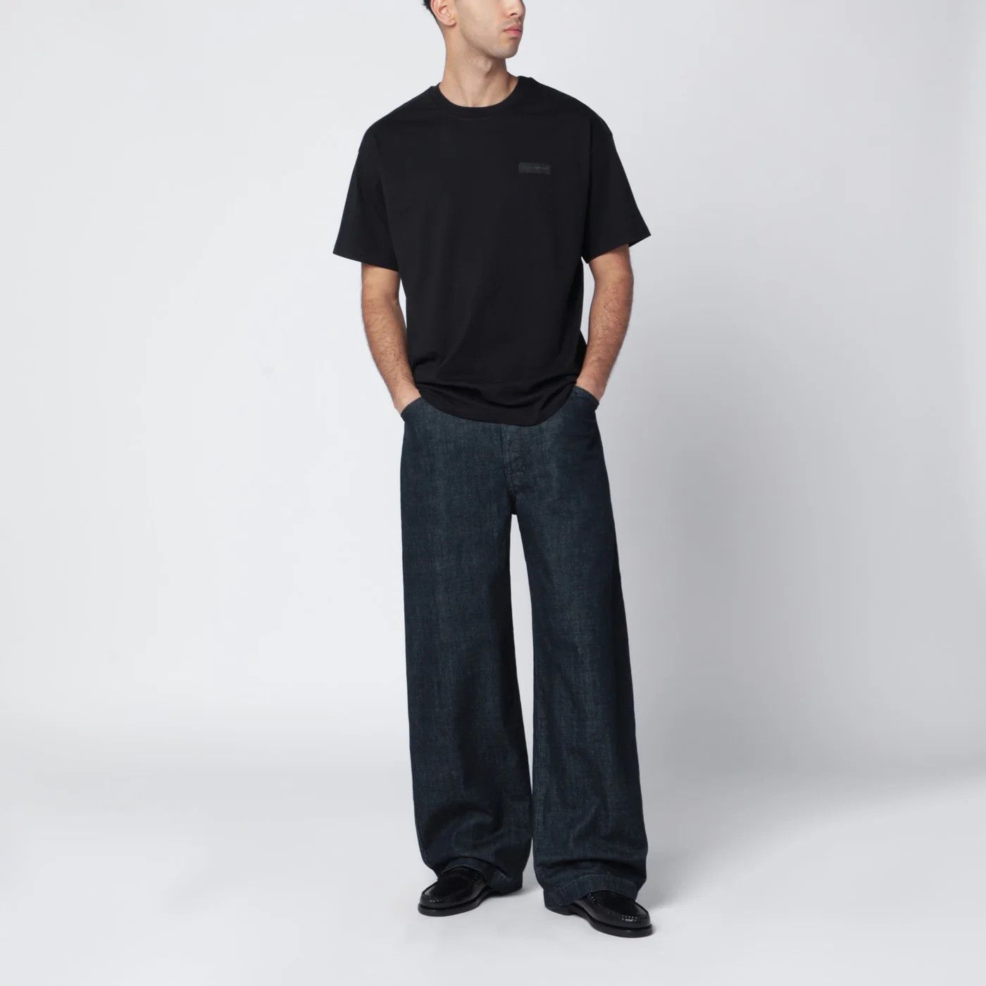 Givenchy o1d2blof0426 Cotton Logo Short Sleeve T-Shirt in Black Size US S / EU 44-46 / 1 - 1 Thumbnail
