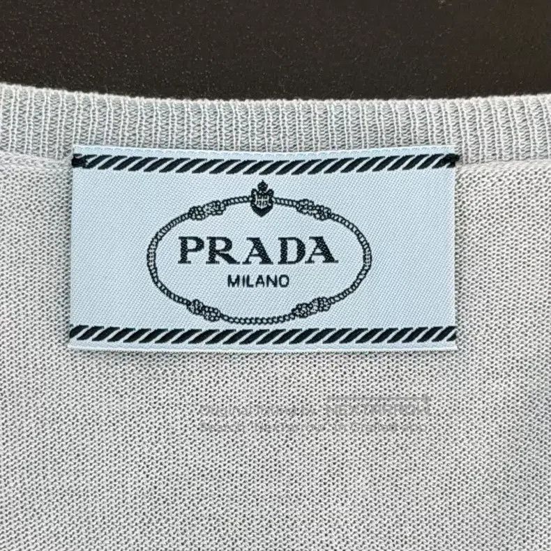 Prada Prada Haze blue chest letter silk short sleeves Size XS / US 0-2 / IT 36-38 - 5 Thumbnail