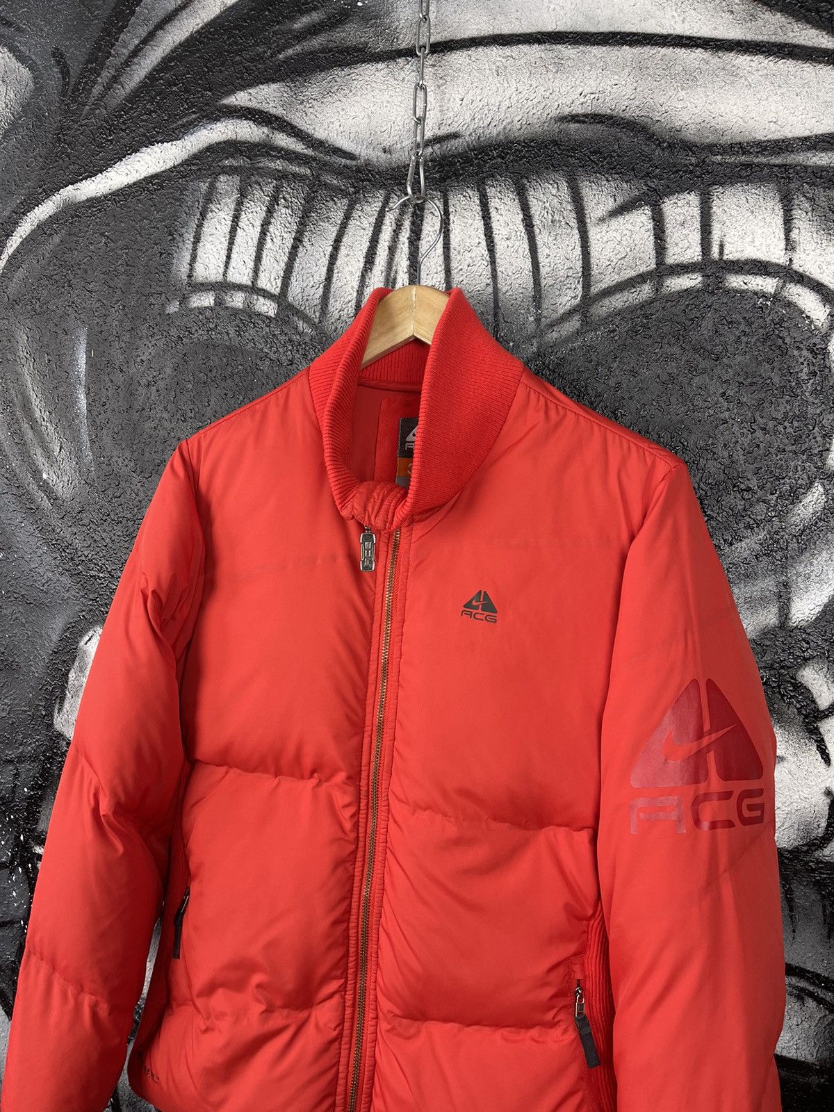 Nike ACG Nike ACG Y2K Vintage Red Puffer Down Jacket Women’s Size M Size M / US 6-8 / IT 42-44 - 1 Thumbnail
