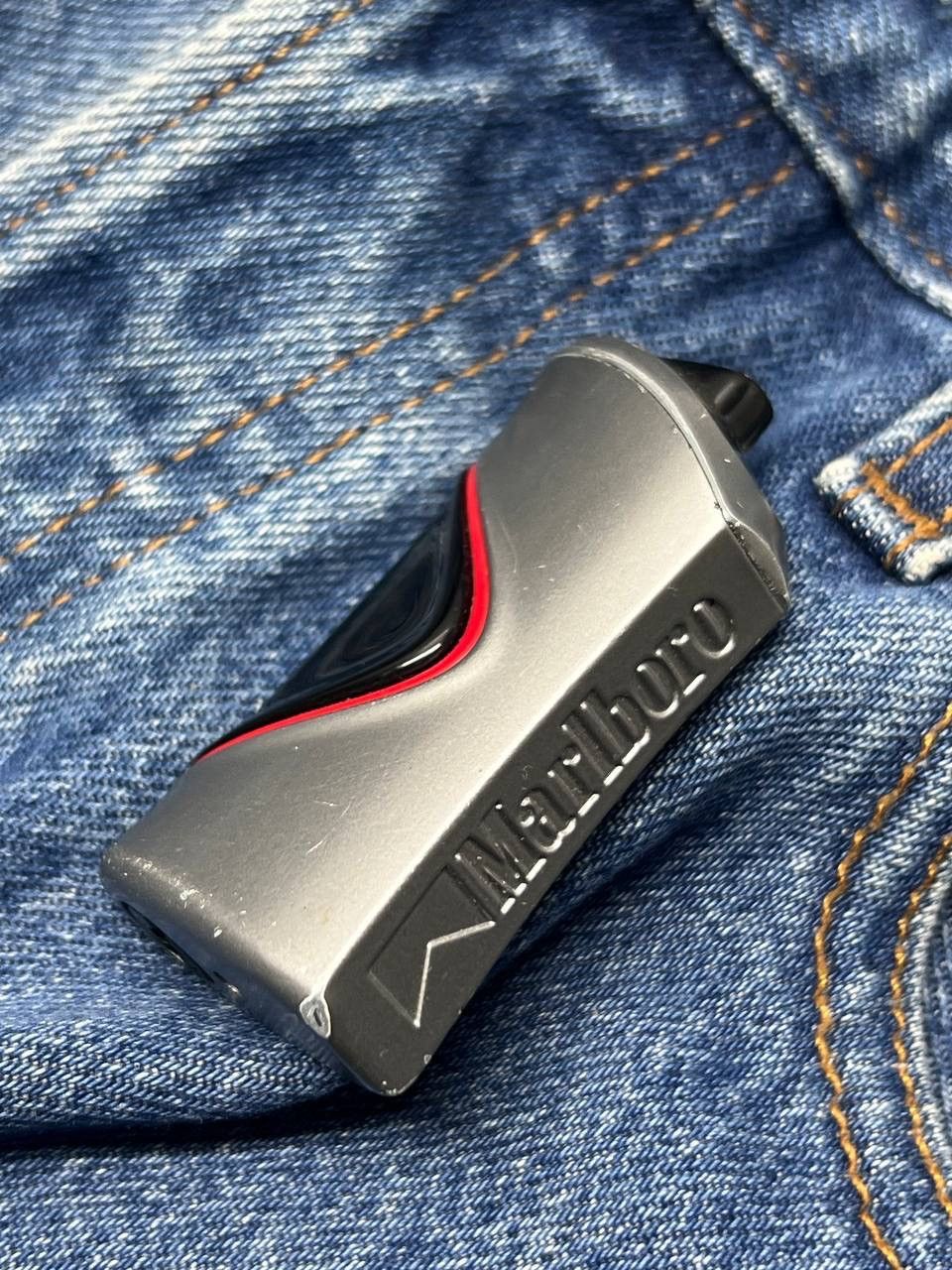 Marlboro Y2K ELEGANCE MARLBORO GEOMETRIC METAL PUNK ROCK LIGHTER Size ONE SIZE - 1 Thumbnail