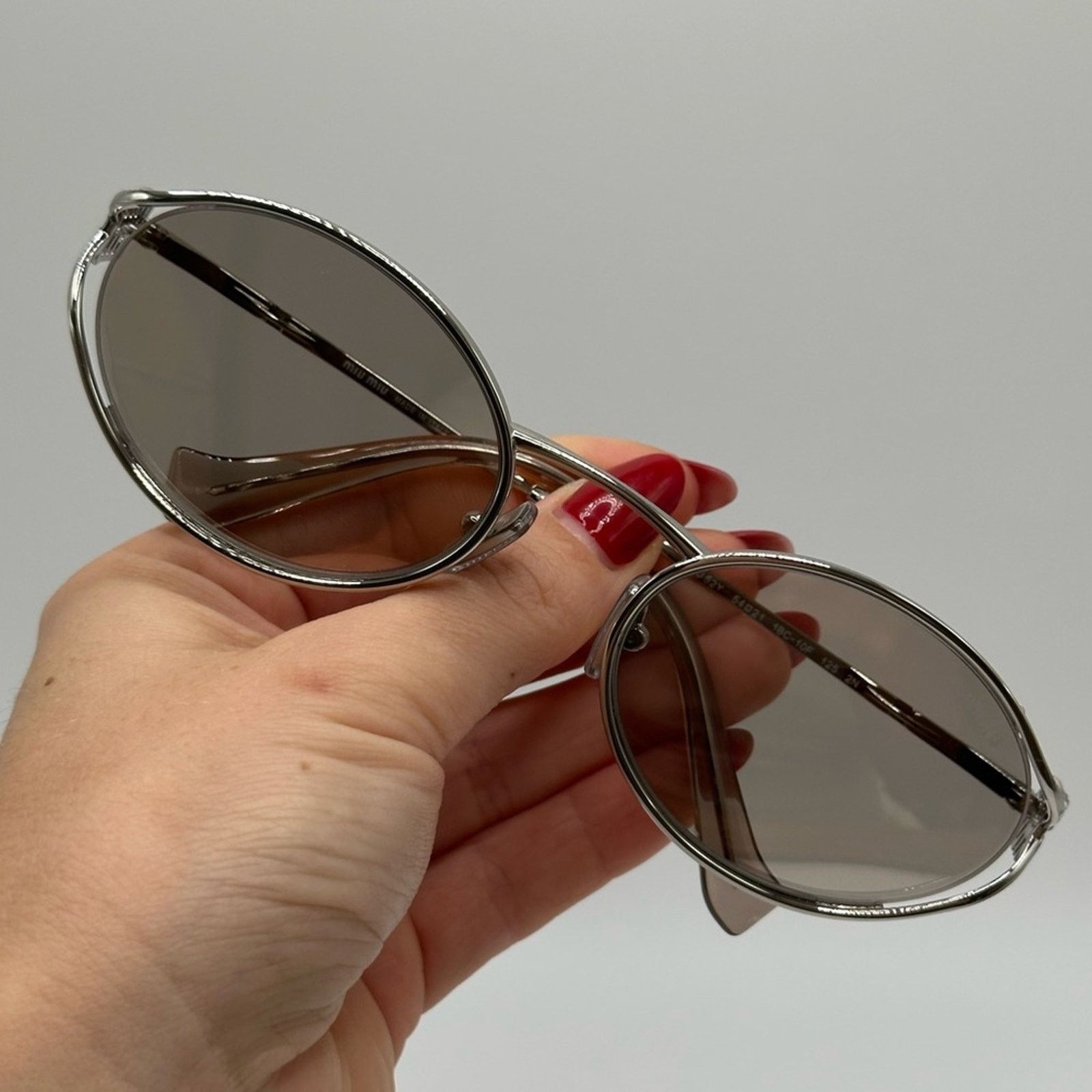 Miu Miu MIU MIU SUNGLASSES MU52YS 1BC10F Silver Ivory Mirror Women Size ONE SIZE - 10 Thumbnail