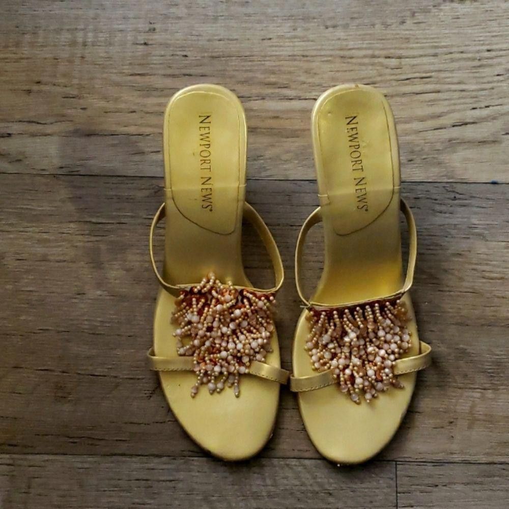 Designer CT1078a Newport News Beaded Evening Sandals 9.5 Size US 9.5 / IT 39.5 - 1 Thumbnail
