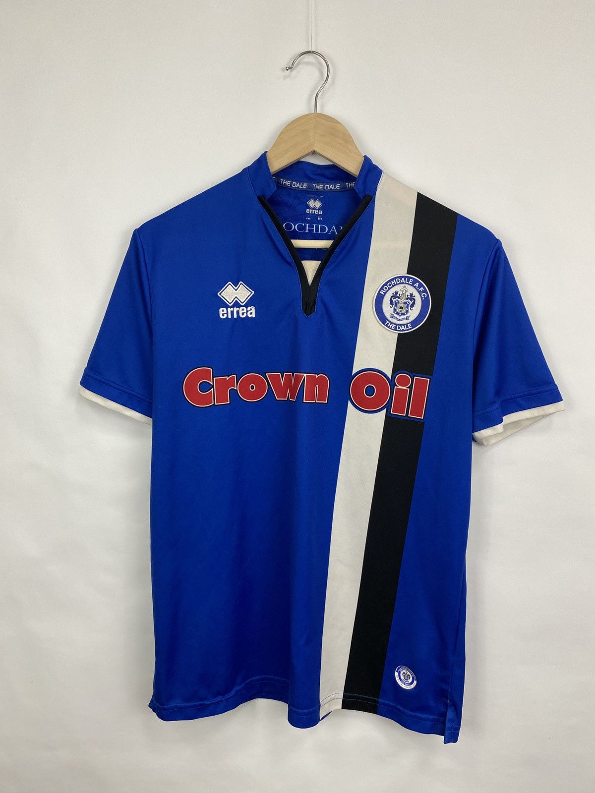 Errea 🏴󠁧󠁢󠁥󠁮󠁧󠁿 Vintage Y2K Rochdale Soccer Jersey T-Shirt Rare Retro Hype Size US M / EU 48-50 / 2 - 3 Thumbnail