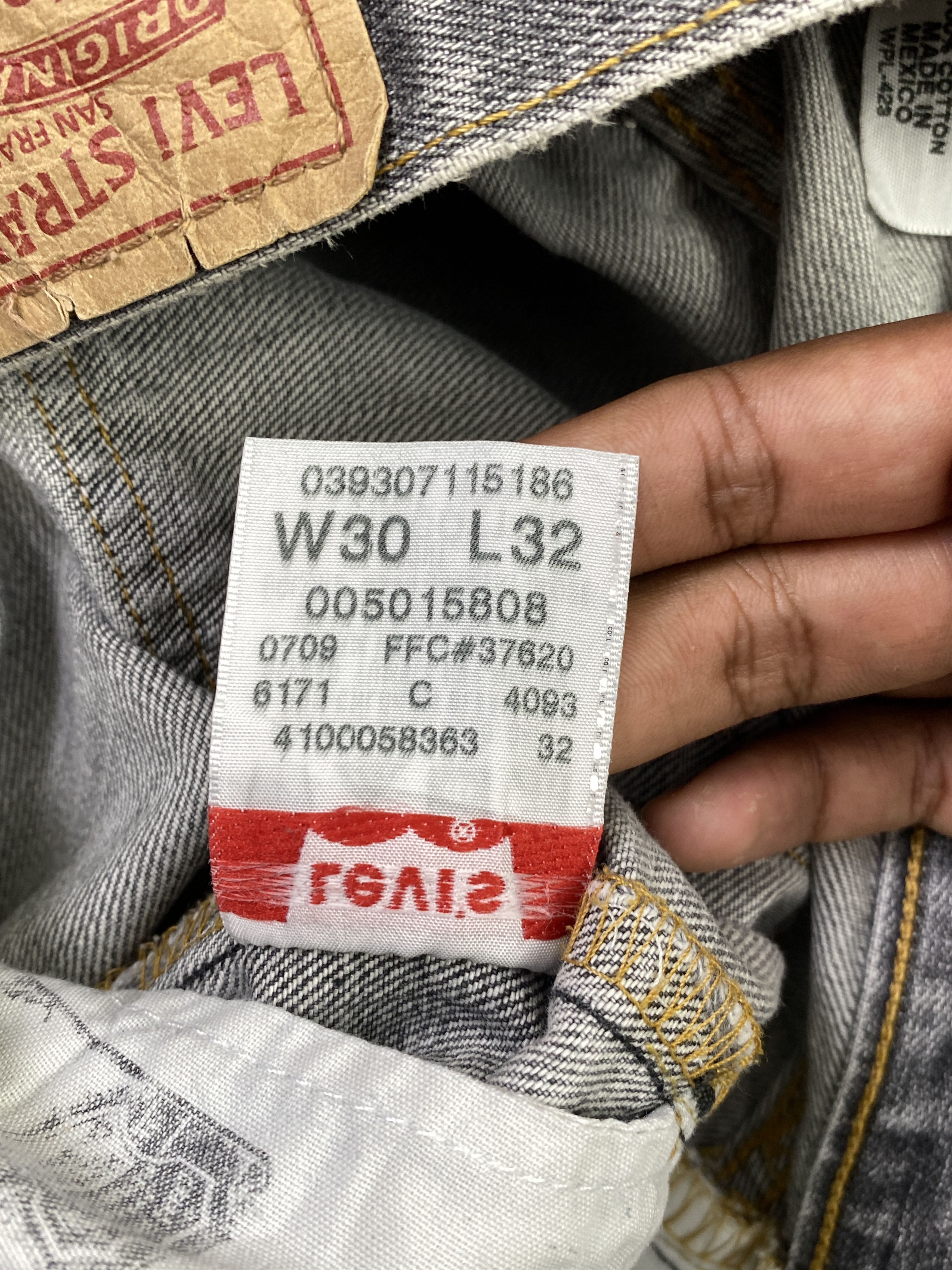 Levi's Vintage Levis 501 Faded Black Jeans DP2859 Size US 30 / EU 46 - 12 Thumbnail