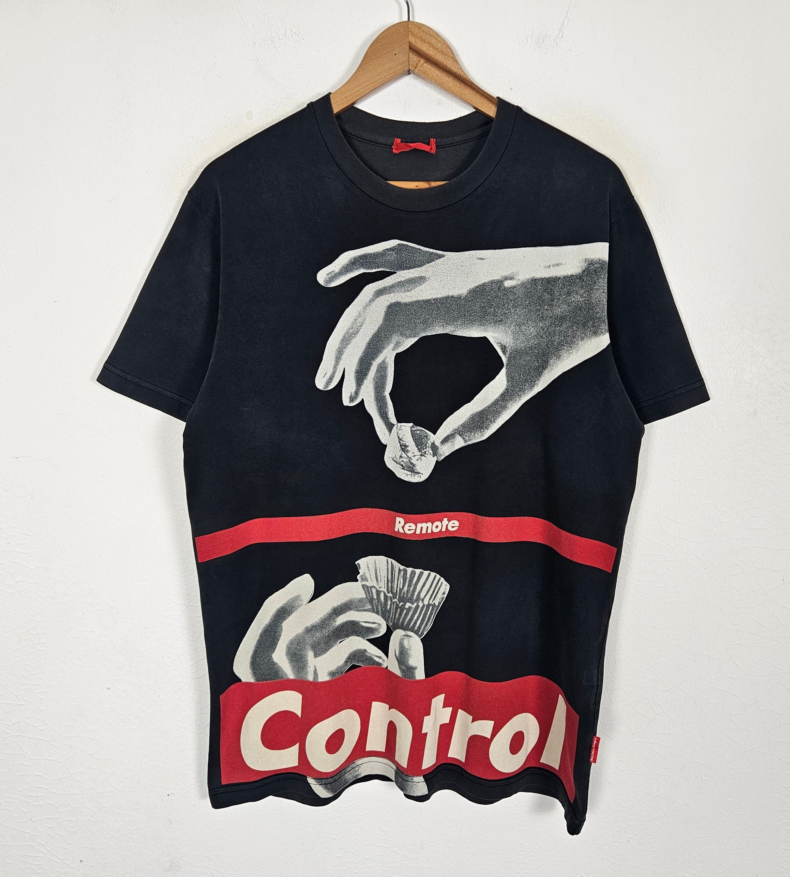 Barbara Kruger Barbara Kruger Control shirt Size US L / EU 52-54 / 3 - 2 Thumbnail