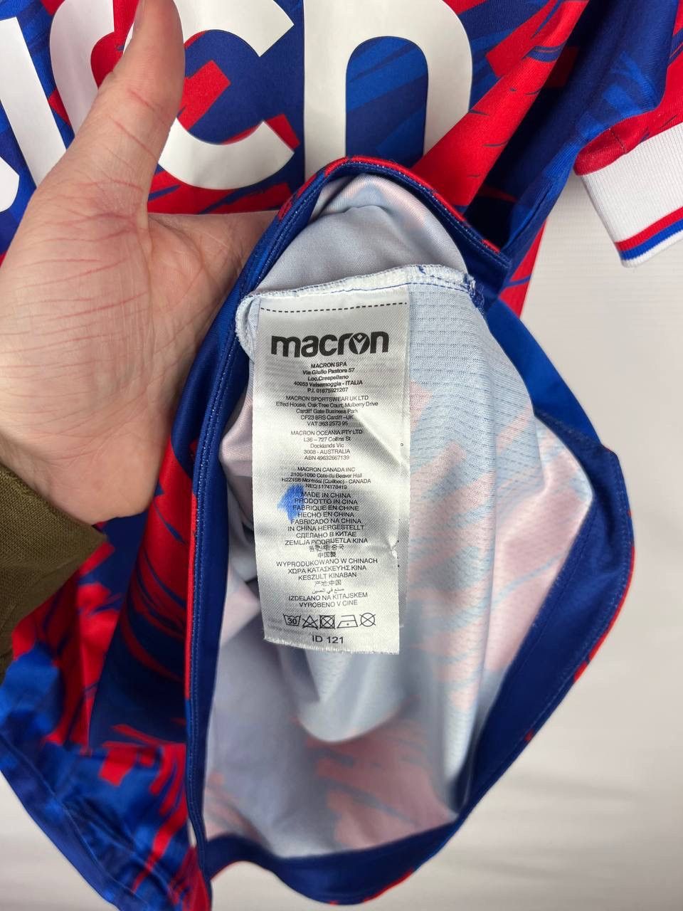 Other Crystal Palace Macron 2022-23 jersey t-shirt size M Size US M / EU 48-50 / 2 - 3 Thumbnail