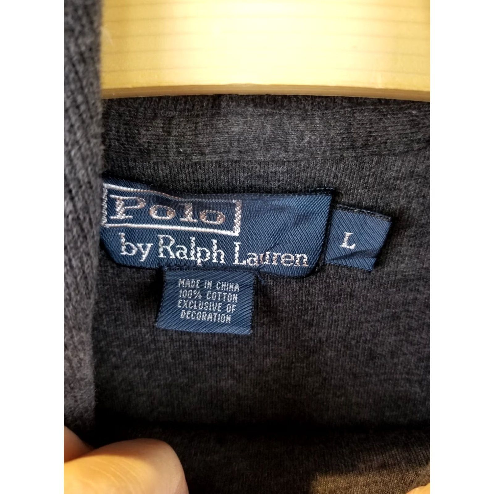 Ralph Lauren VINTAGE RALPH LAUREN POLO HOODY GRAY ELBOW PATCH SWEATSHIRT SIZE LARGE MEN’S Shirt Pullover Rugby 27 INCH 20 INCH 22 INCH 26 INCH 27 INCH Mens Size US L / EU 52-54 / 3 - 6 Thumbnail