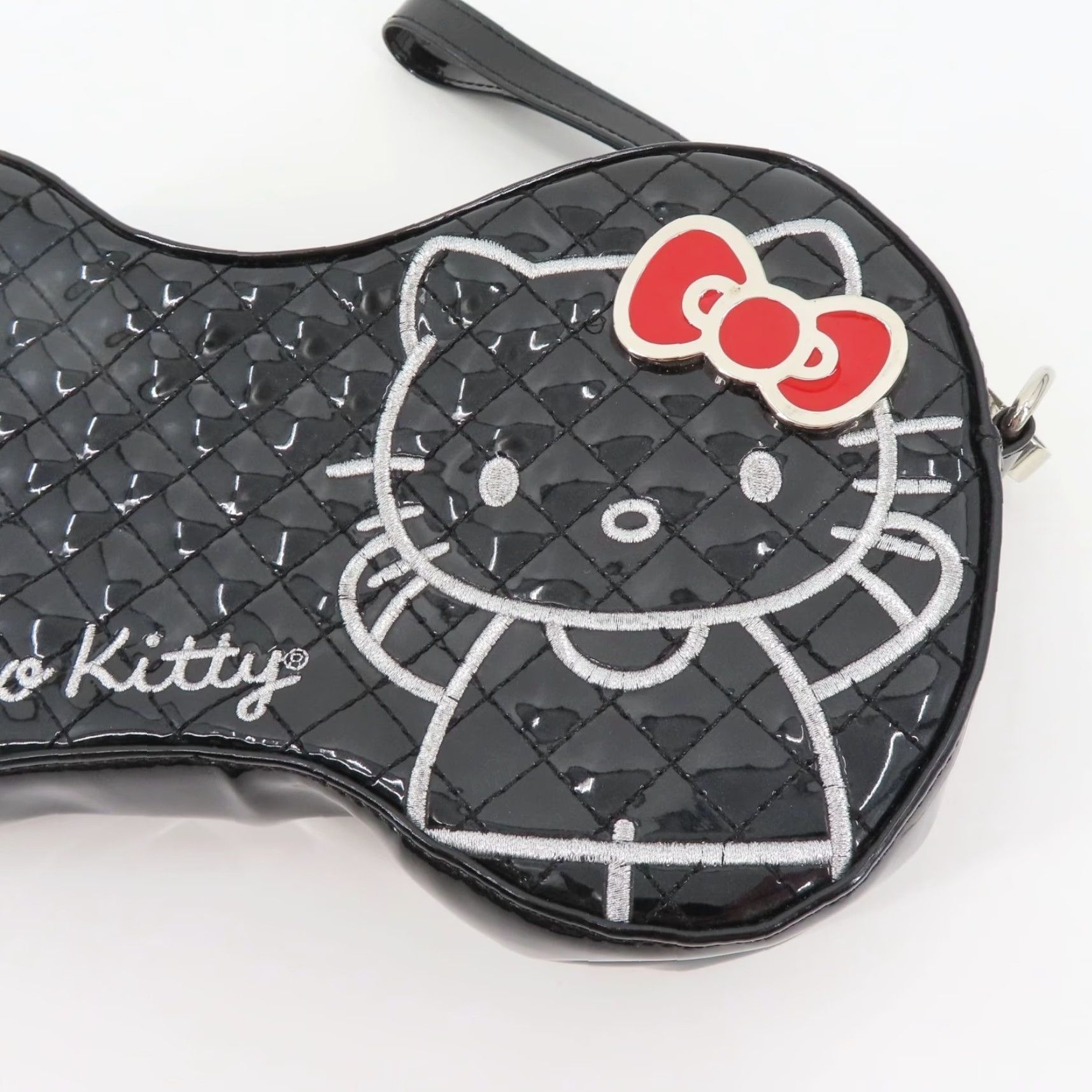 Vintage VINTAGE Loungefly Sanrio Hello Kitty Clutch Bag Quilted Bow Shape Handbag Purse 2011 Collection Womens Black Size ONE SIZE - 3 Thumbnail