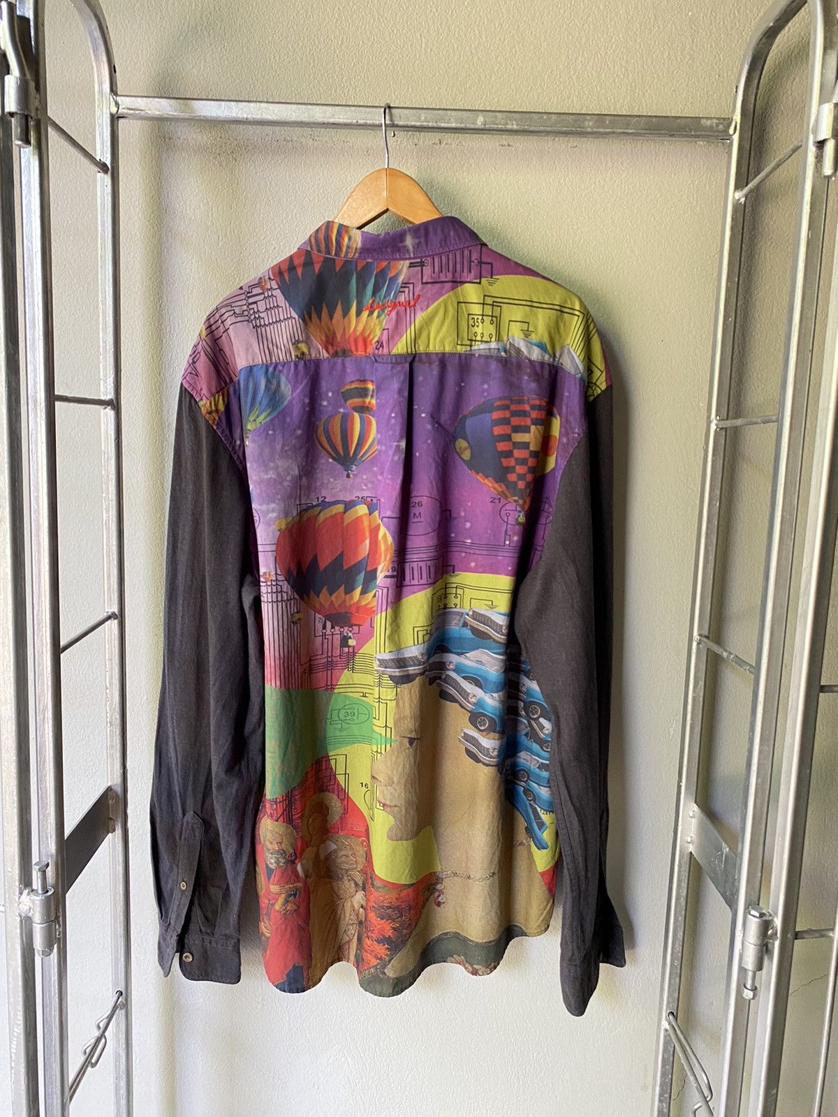 Desigual Desigual man GLOBO printed shirt Size US XXL / EU 58 / 5 - 2 Thumbnail