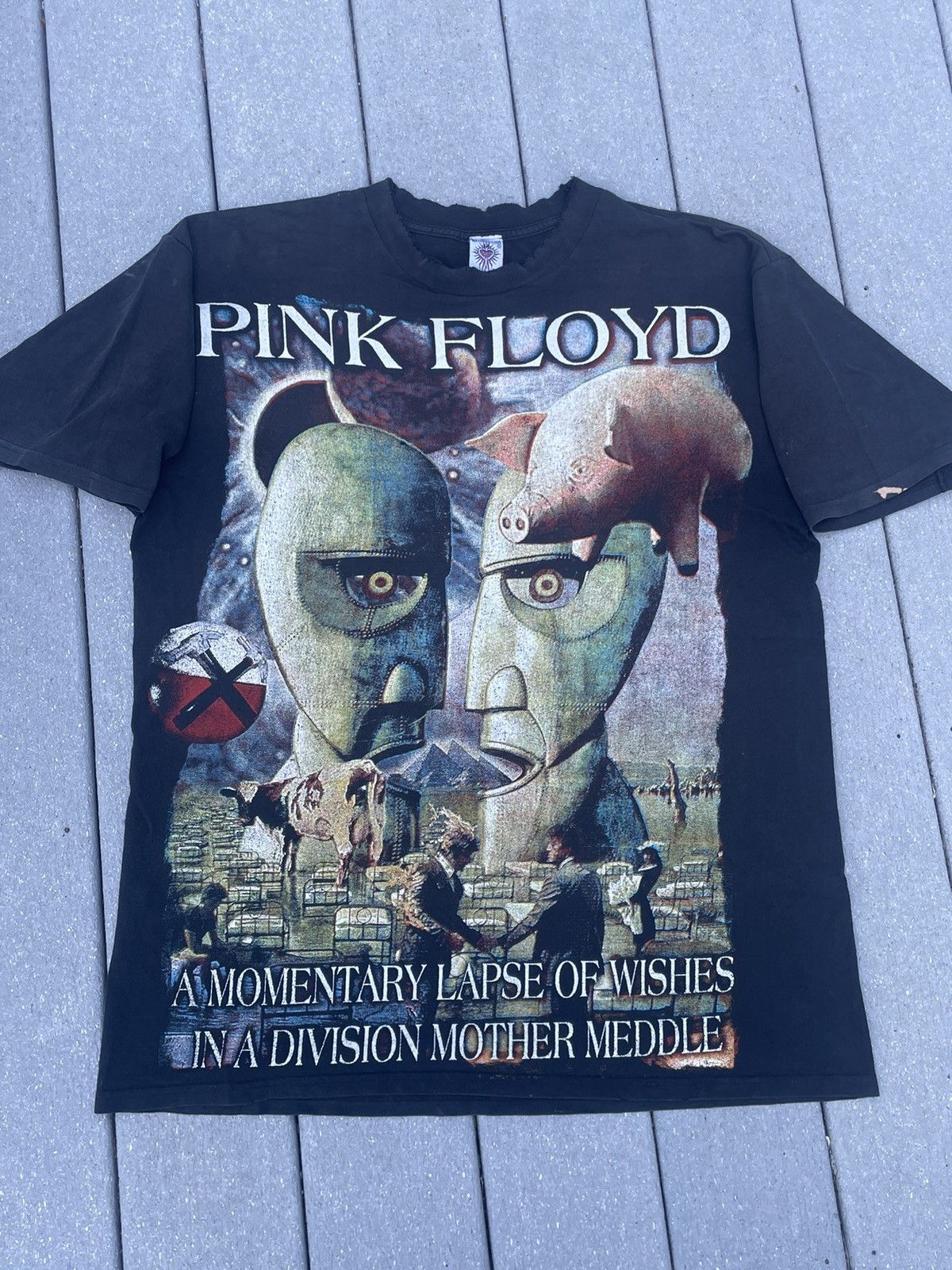 Vintage vintage 90s pink floyd resurreccion aop shirt | Grailed