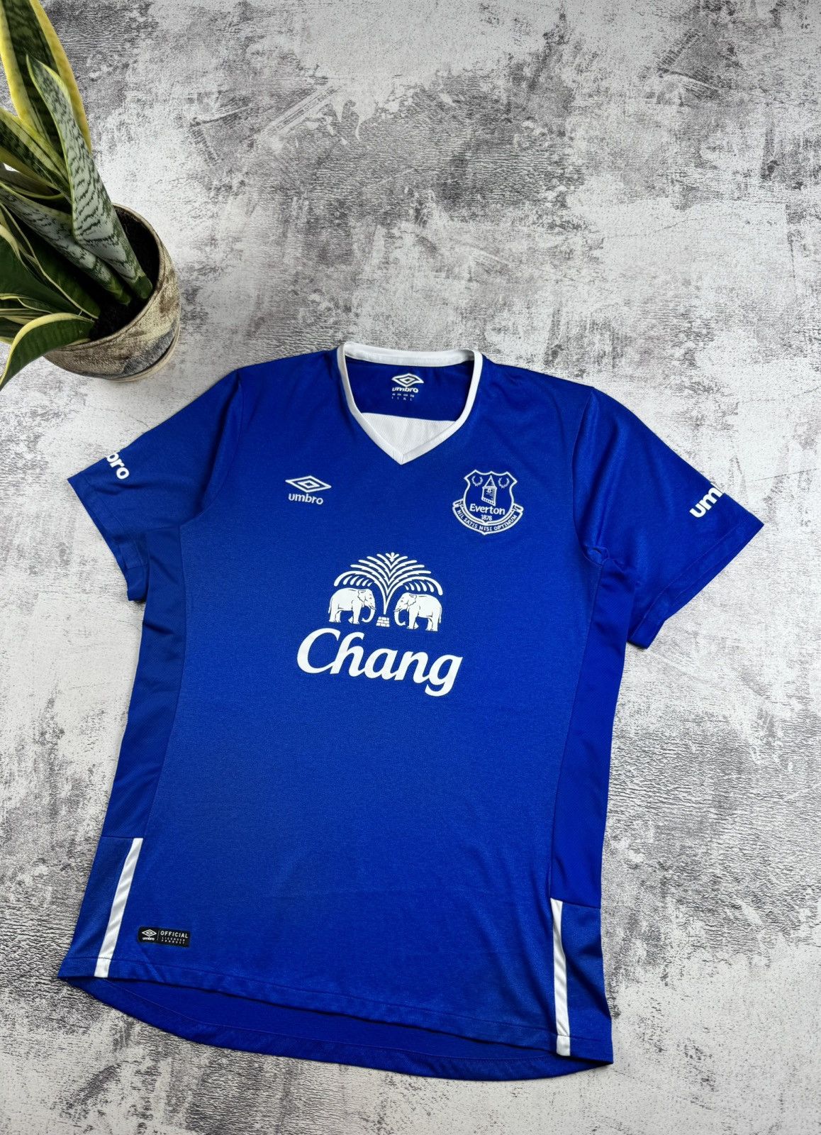 Umbro Everton 2015 2016 Umbro Large Men’s Blue Soccer Football Home T Shirt Jersey Tee Size US L / EU 52-54 / 3 - 3 Thumbnail