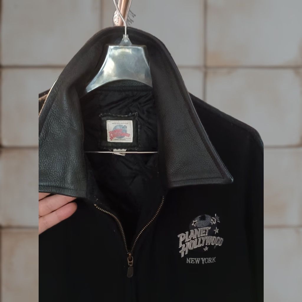 Planet Hollywood VINTAGE Planet Hollywood Wool Coat XL Black Leather Trim 1990s Motorcycle/Biker Made in USA Mens XL Size US XL / EU 56 / 4 - 1 Thumbnail
