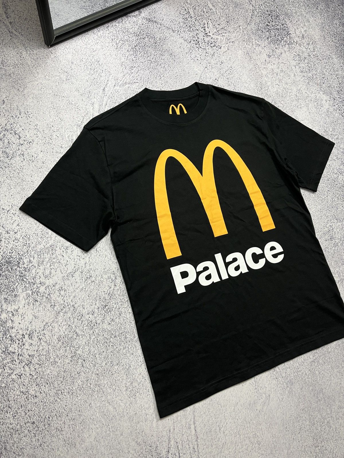 Palace Palace McDonald’s Big Logo T Shirt Black Tee Skateboard Rare Size US L / EU 52-54 / 3 - 7 Thumbnail