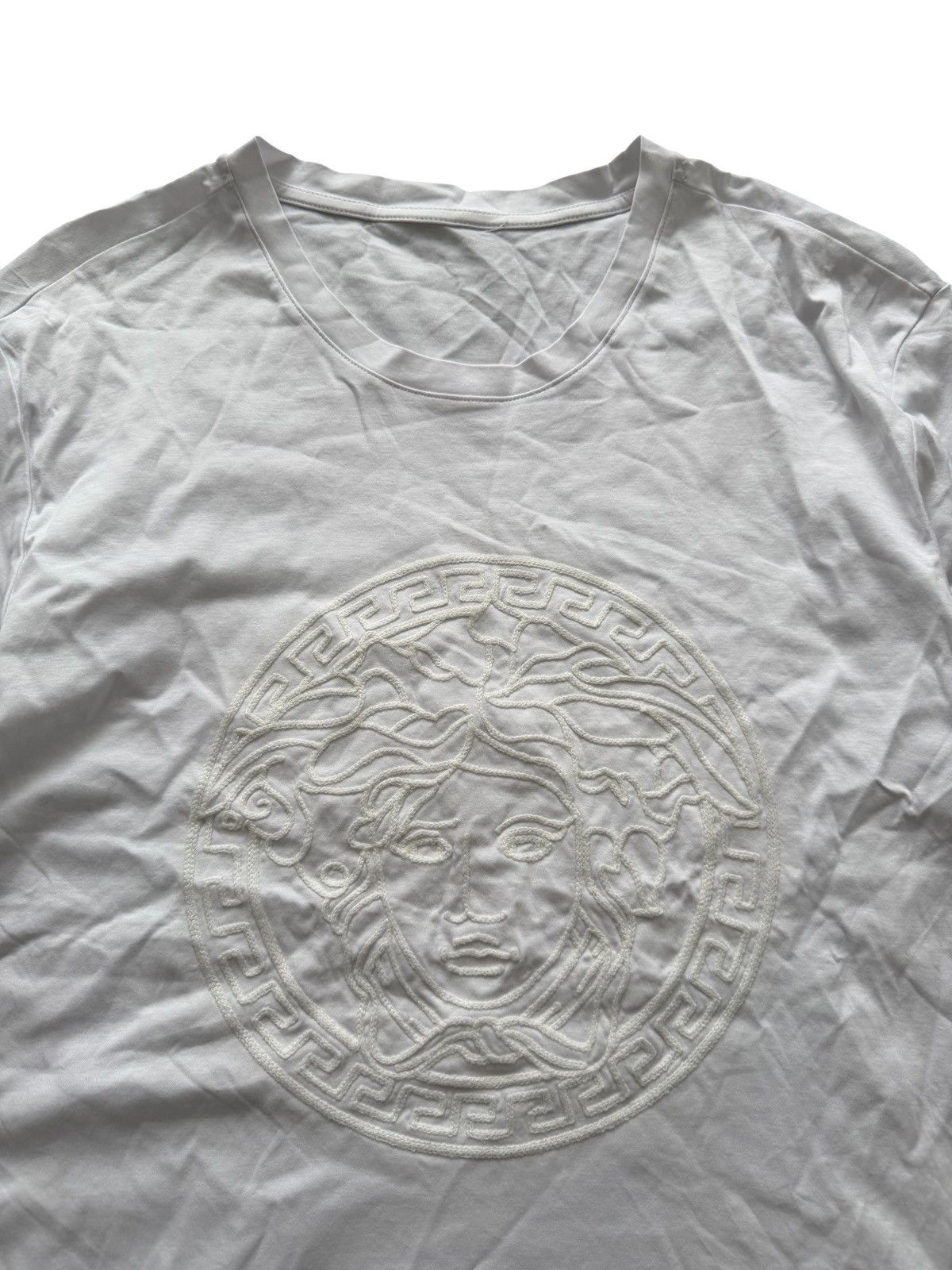 Versace Versace Medusa Embroidery Logo T-Shirt Size US L / EU 52-54 / 3 - 3 Thumbnail
