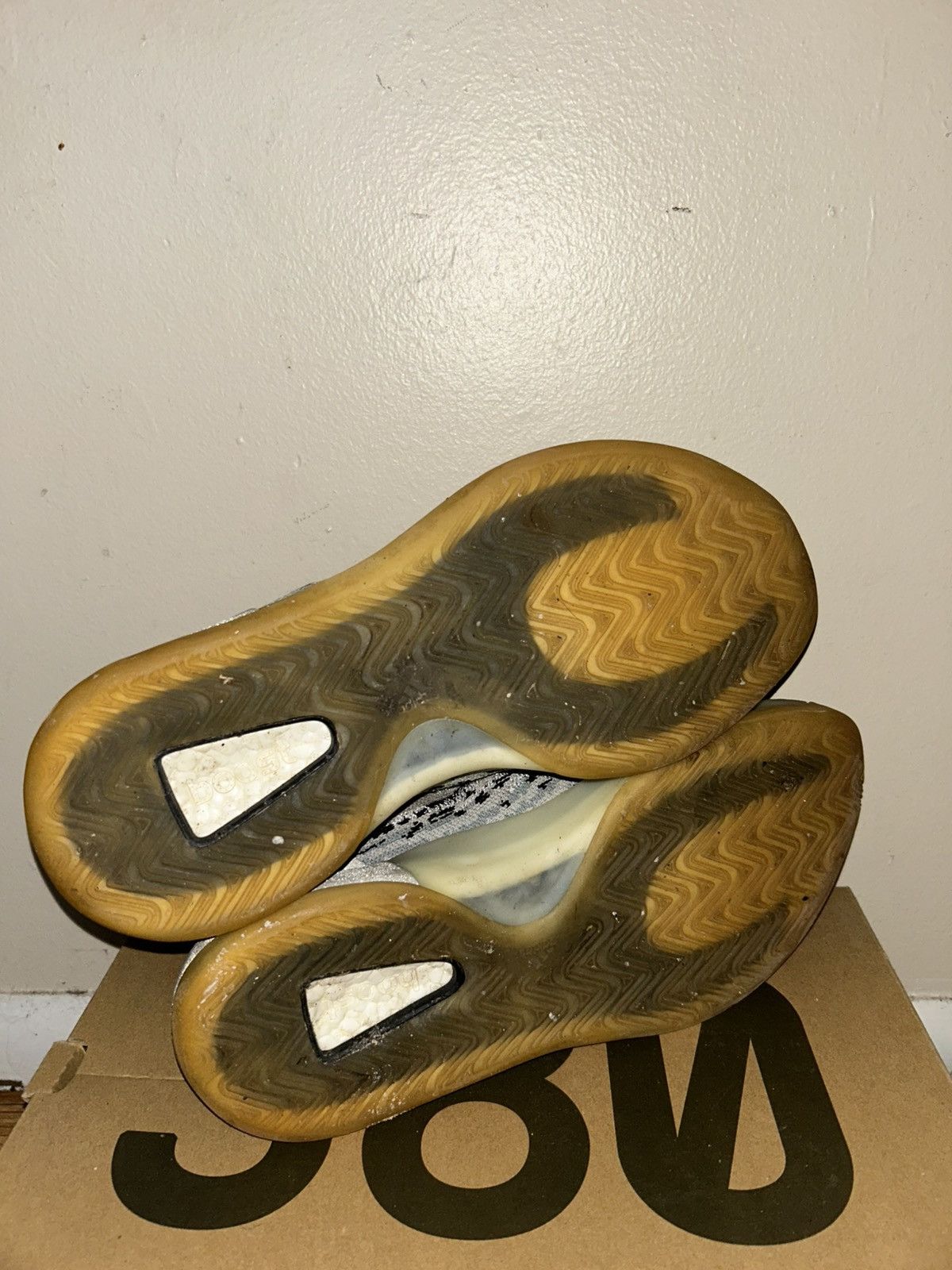 Yeezy YEEZY teal blue quantum Size US 10.5 / EU 43-44 - 3 Thumbnail