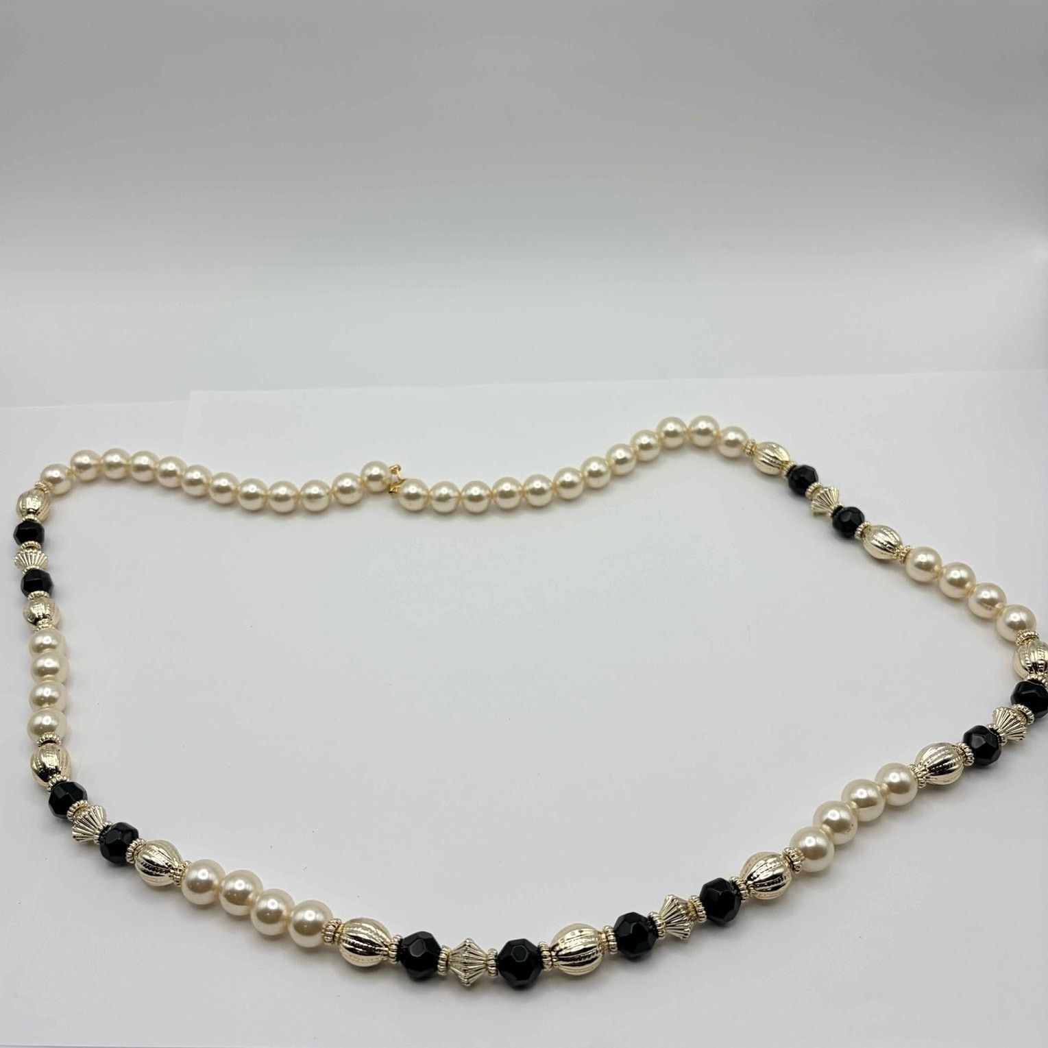 Other Black & Cream Beaded Necklace Size ONE SIZE - 3 Thumbnail