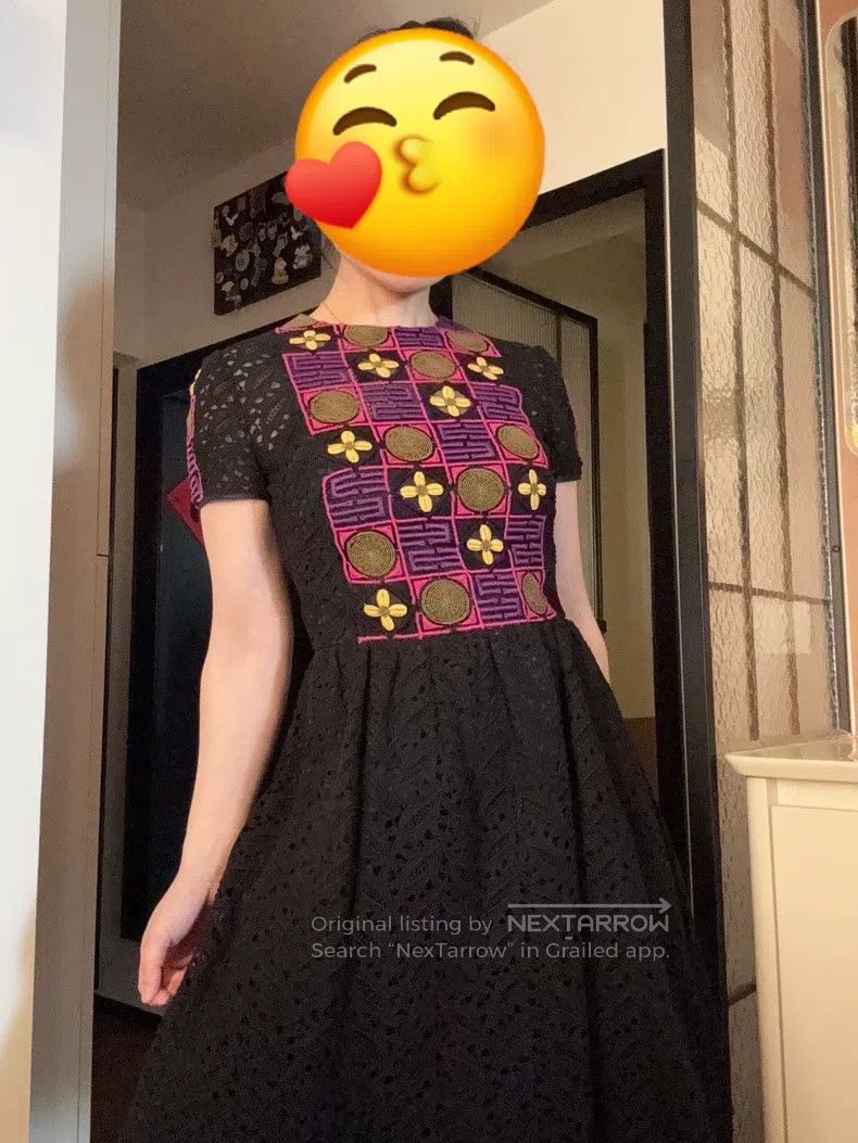 Valentino Valentino Lace crochet classic dress skirt Size S / US 4 / IT 40 - 2 Thumbnail