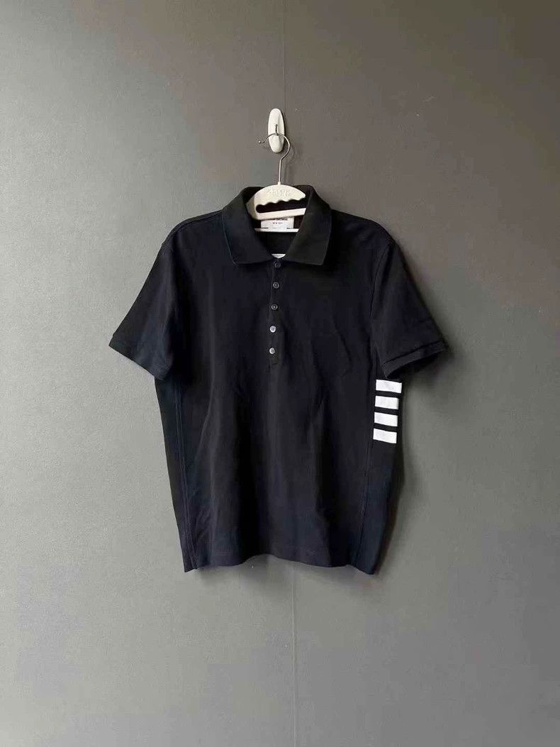 Thom Browne Thom Browne size3 Side four bar polo Size US L / EU 52-54 / 3 - 1 Thumbnail