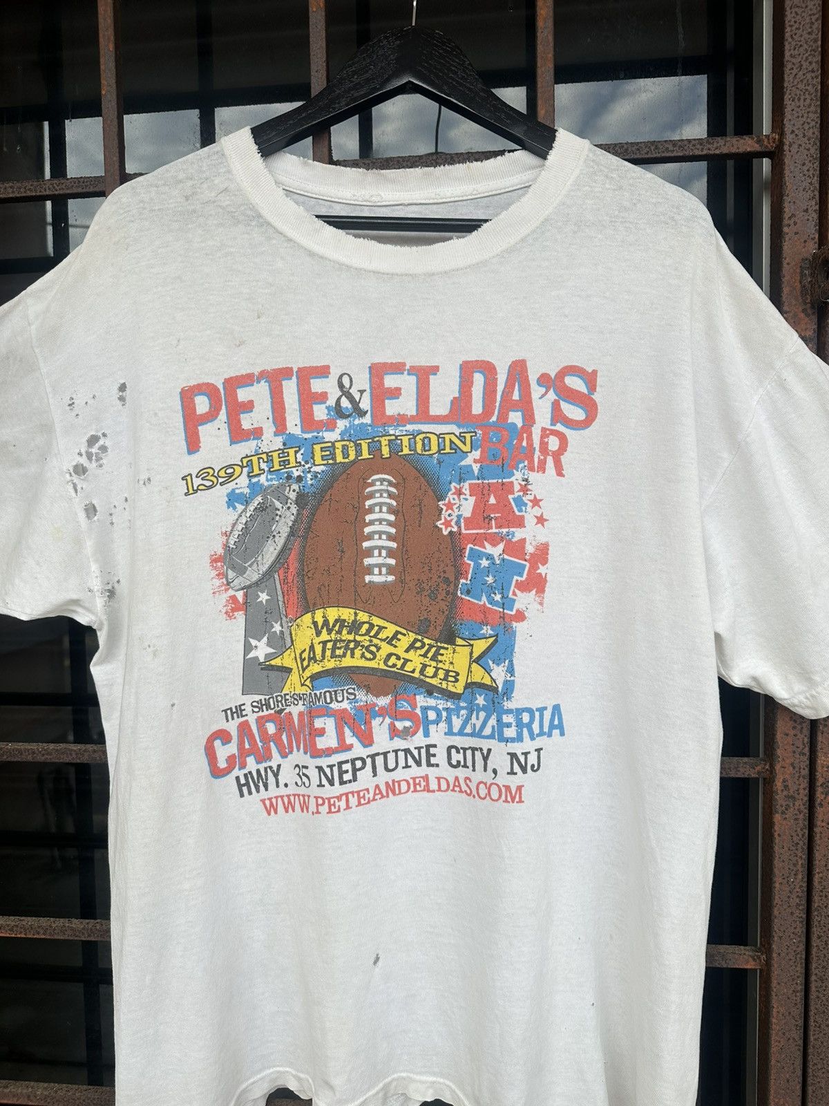 Vintage Bar tee Sun Faded Thrashed Distressed ERD Grunge Boxy Size US XL / EU 56 / 4 - 4 Thumbnail