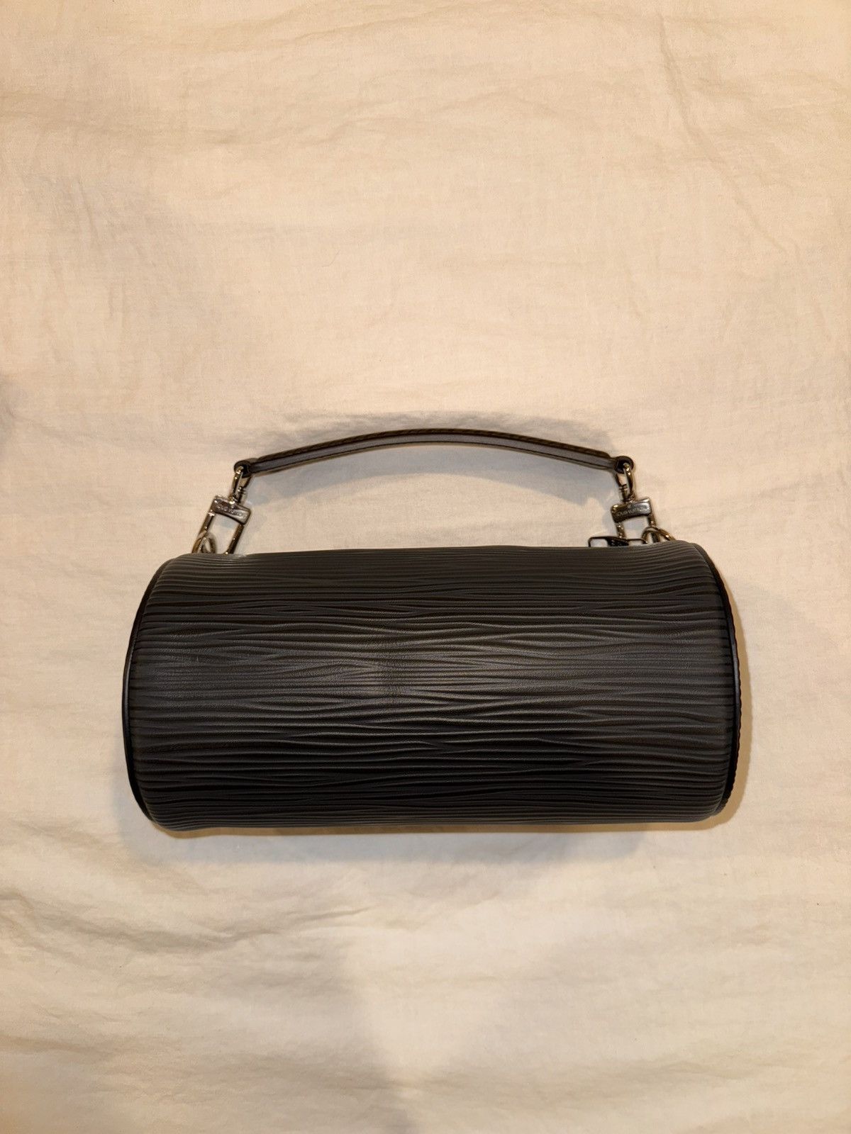 Louis Vuitton Louis Vuitton Soft Polochon PM in Epi XL Leather Black Size ONE SIZE - 10 Thumbnail