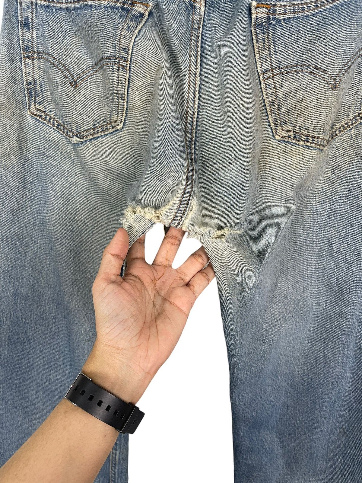 Levi's Vintage 90s Levis 501 Faded Blue Button Fly Distressed Denim Size US 34 / EU 50 - 9 Thumbnail