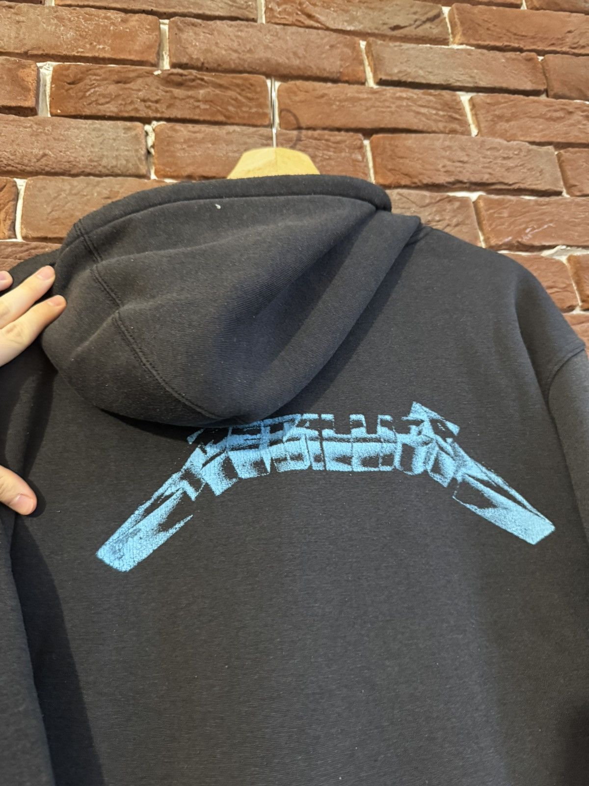 Band Tees Vintage 90s Metallica Ride the Lightning Black Hoodie Metal Size US M / EU 48-50 / 2 - 7 Thumbnail