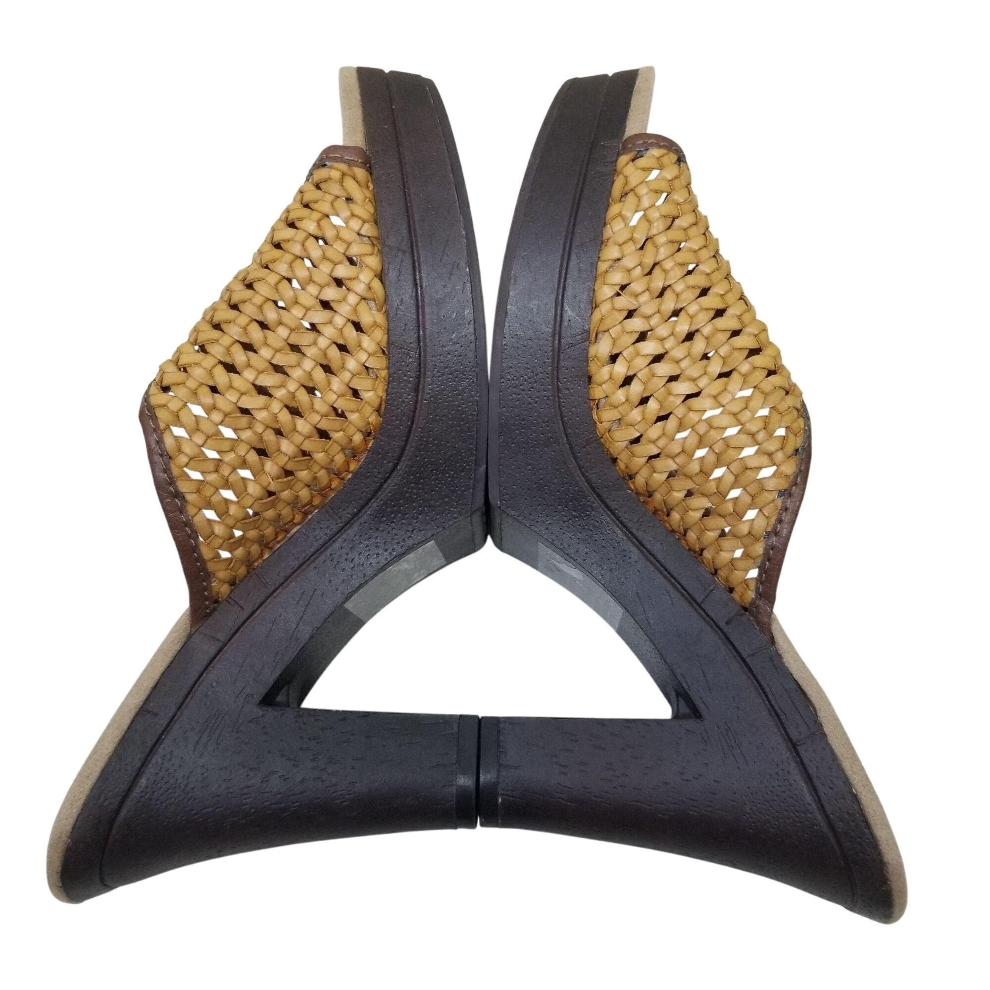 Other Mudd 9 Sandals Open Toe Mustard Yellow Basket Weave Heels Pl Size US 9 / IT 39 - 4 Thumbnail