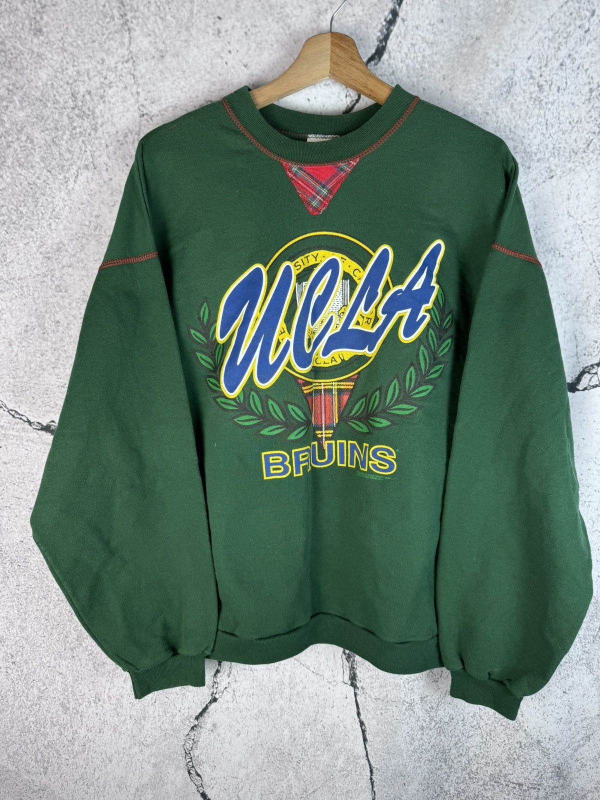 Other Vintage UCLA BRUINS Spellout Sweatshirt Size US M / EU 48-50 / 2 - 1 Thumbnail