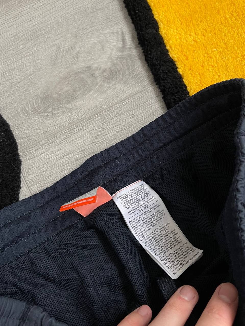 Nike × Streetwear × Vintage nike swoosh 2000s rare nylon pants Size US 34 / EU 50 - 7 Thumbnail