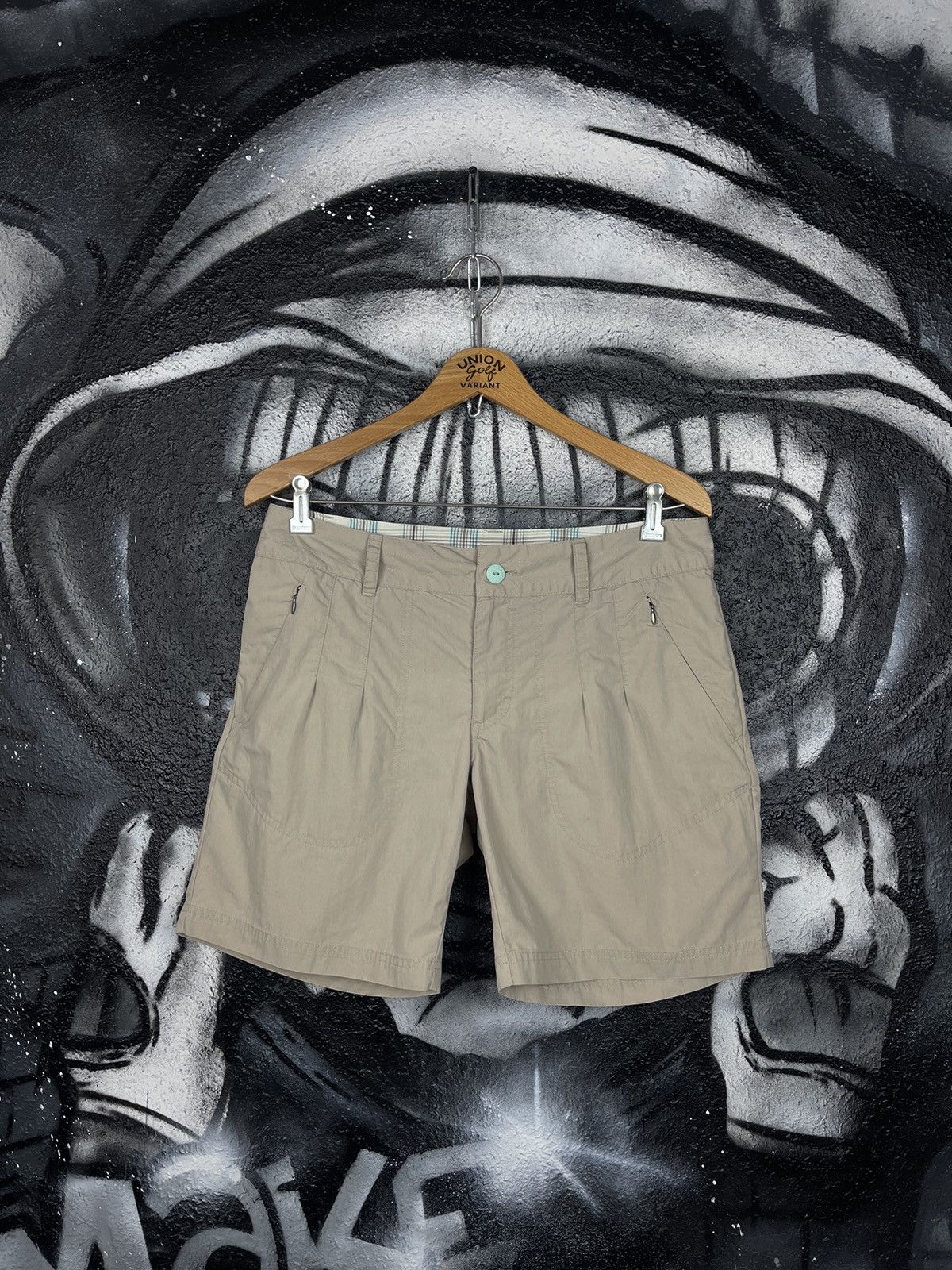 The North Face The North Face Casual Beige Women’s Shorts Size 10 Size 32" / US 10 / IT 46 - 3 Thumbnail